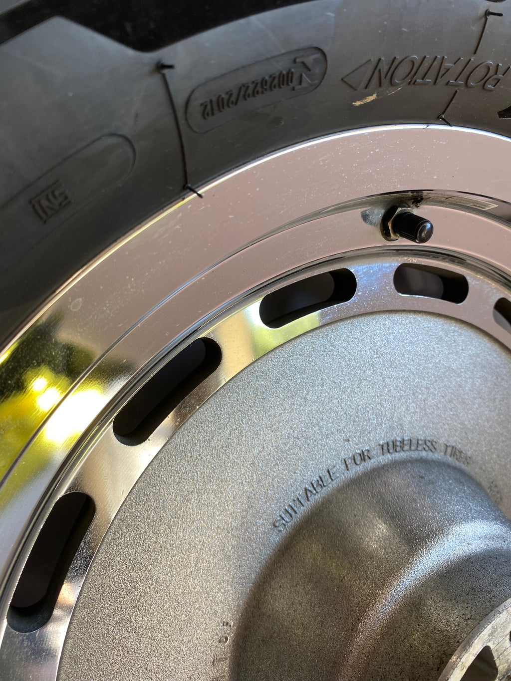 Roue arrière pleine chrome 16 x 3 pouces Harley Davidson REF OEM 43335-05