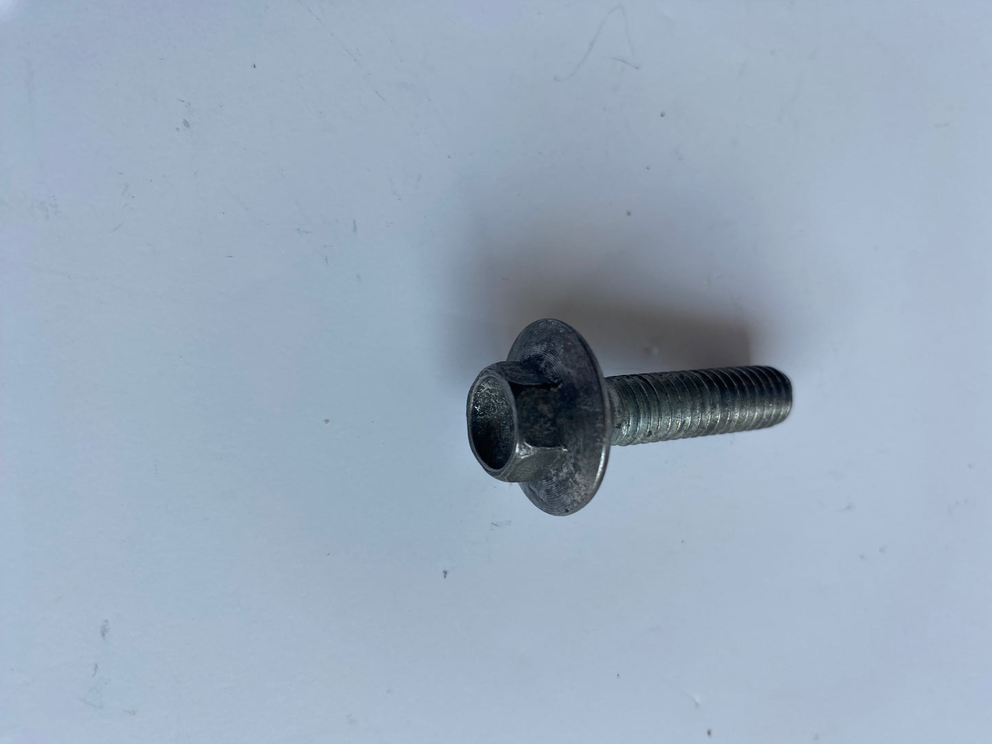 Vis de biellette support moteur Buell XB REF OEM : CA0015.02A8