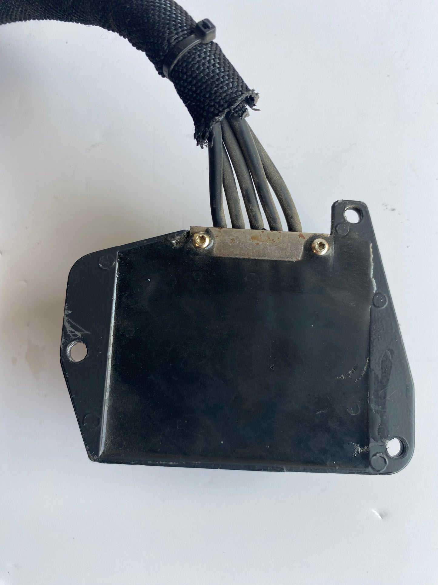 Régulateur de tension Buell XB REF OEM : Y0302.02A8