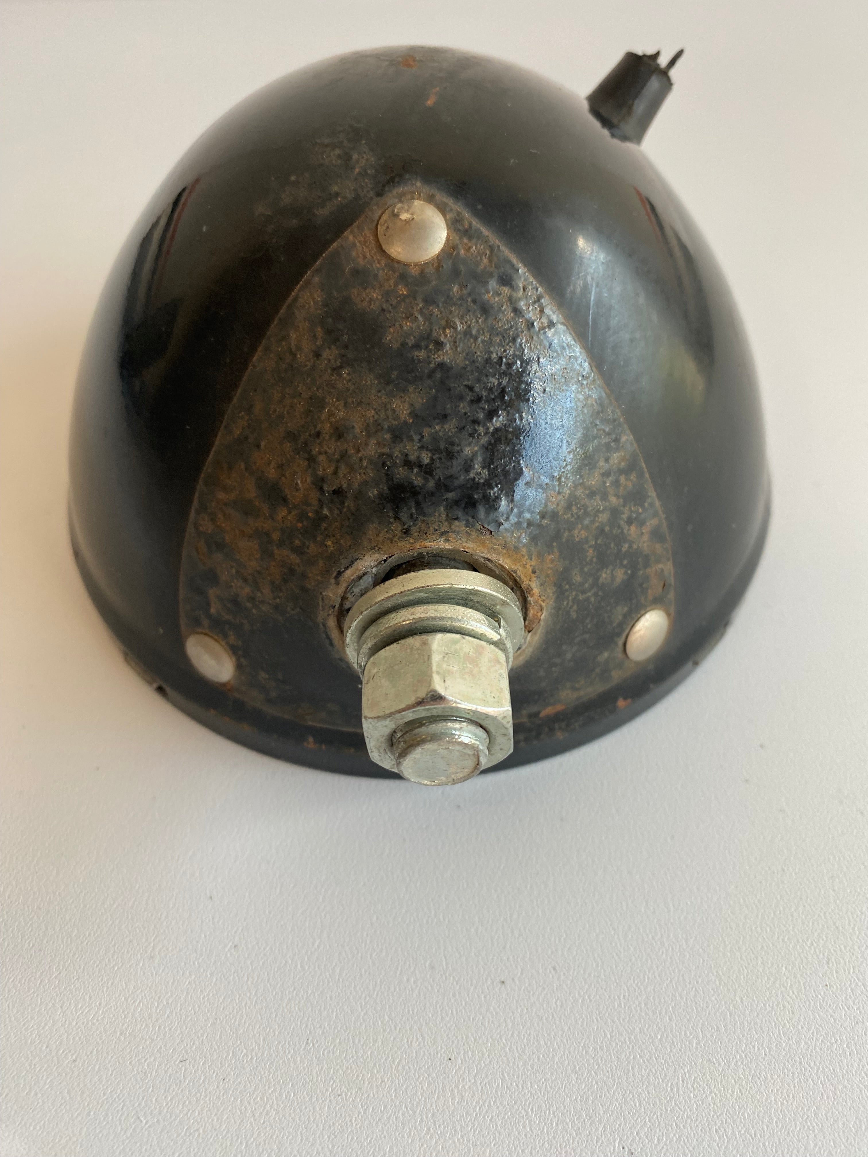 Sportster Harley Davidson headlight shell OEM REF: 68061-94B