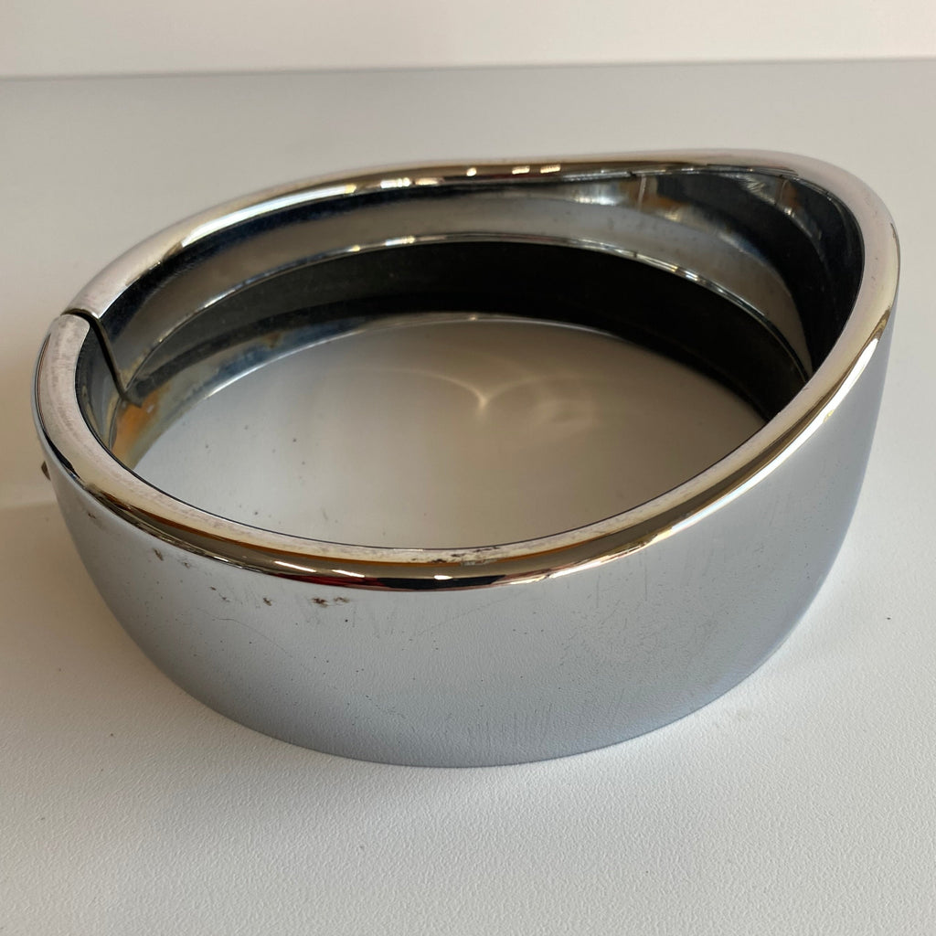 Cerclage de phare/visière 5 3/4 pouces Harley Davidson REF OEM : 69735-05