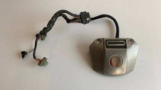 Harley Davidson Kabelbaum + Scheinwerferkappe REF OEM: 67482-04 / 67900-92
