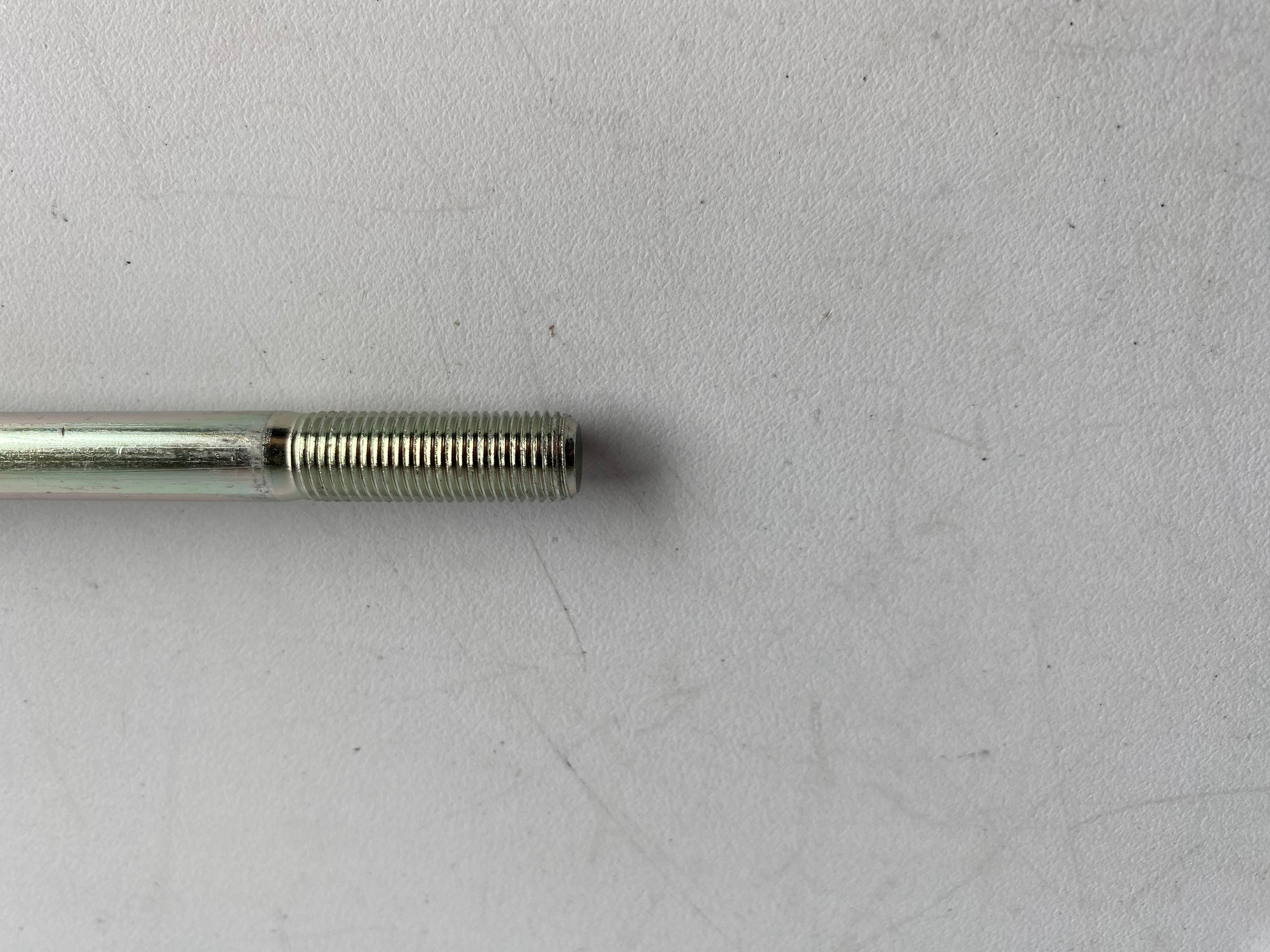 Sechskantschraube 3/8-24 X 5-1/2 Grade 5 Harley Davidson REF OEM 4413