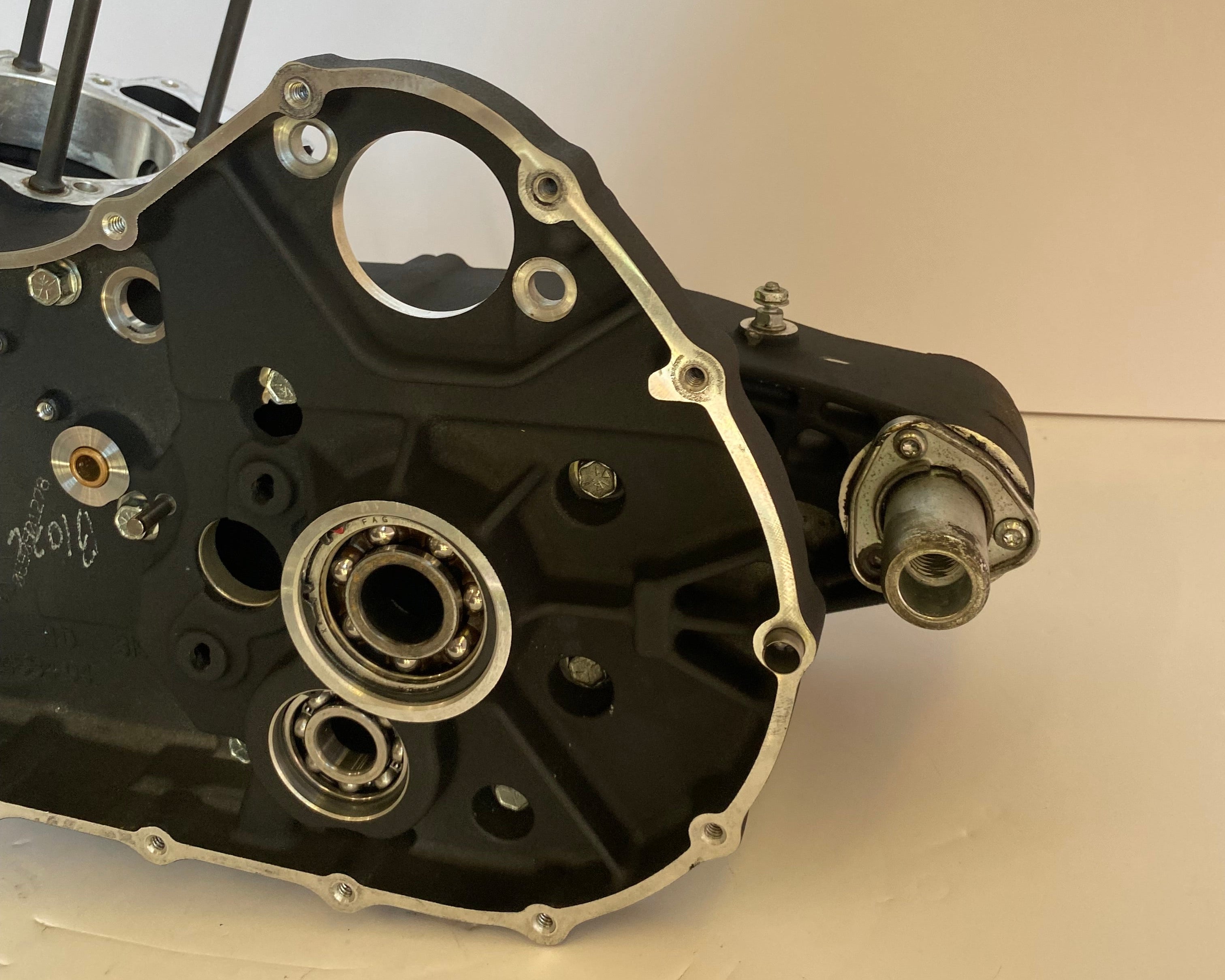 Carters moteur noir Sportster Harley Davidson RERF OEM 24466-04