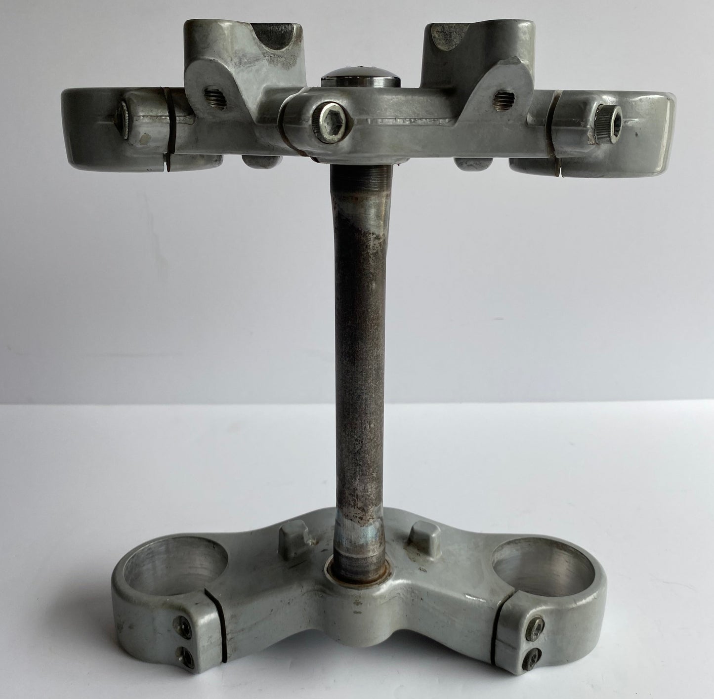 Tés de fourche Buell XB9S REF OEM : J0104.02A8B & J0105.1AD
