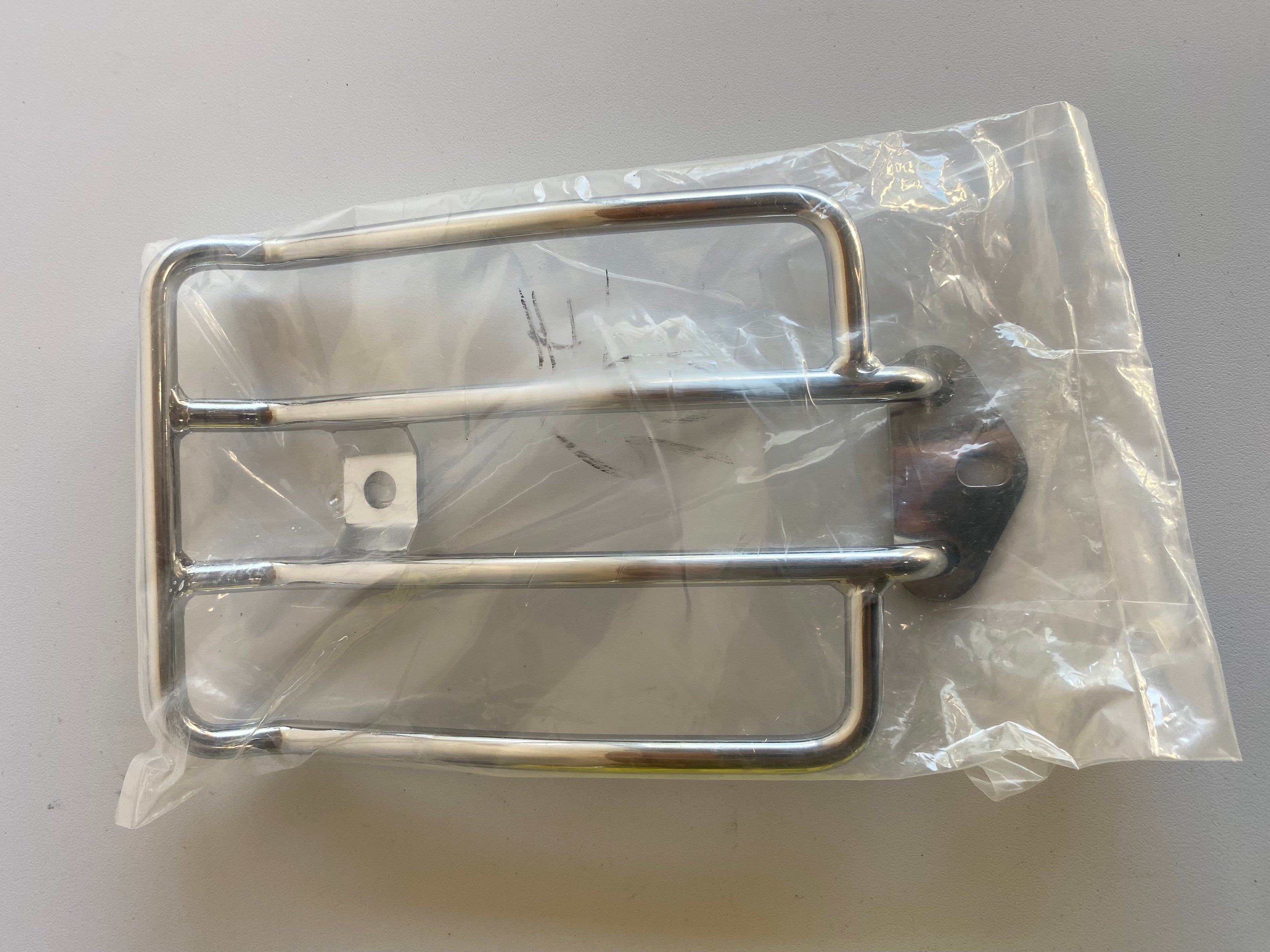 Porte paquet / bagages Harley Davidson REF MCS : 942707