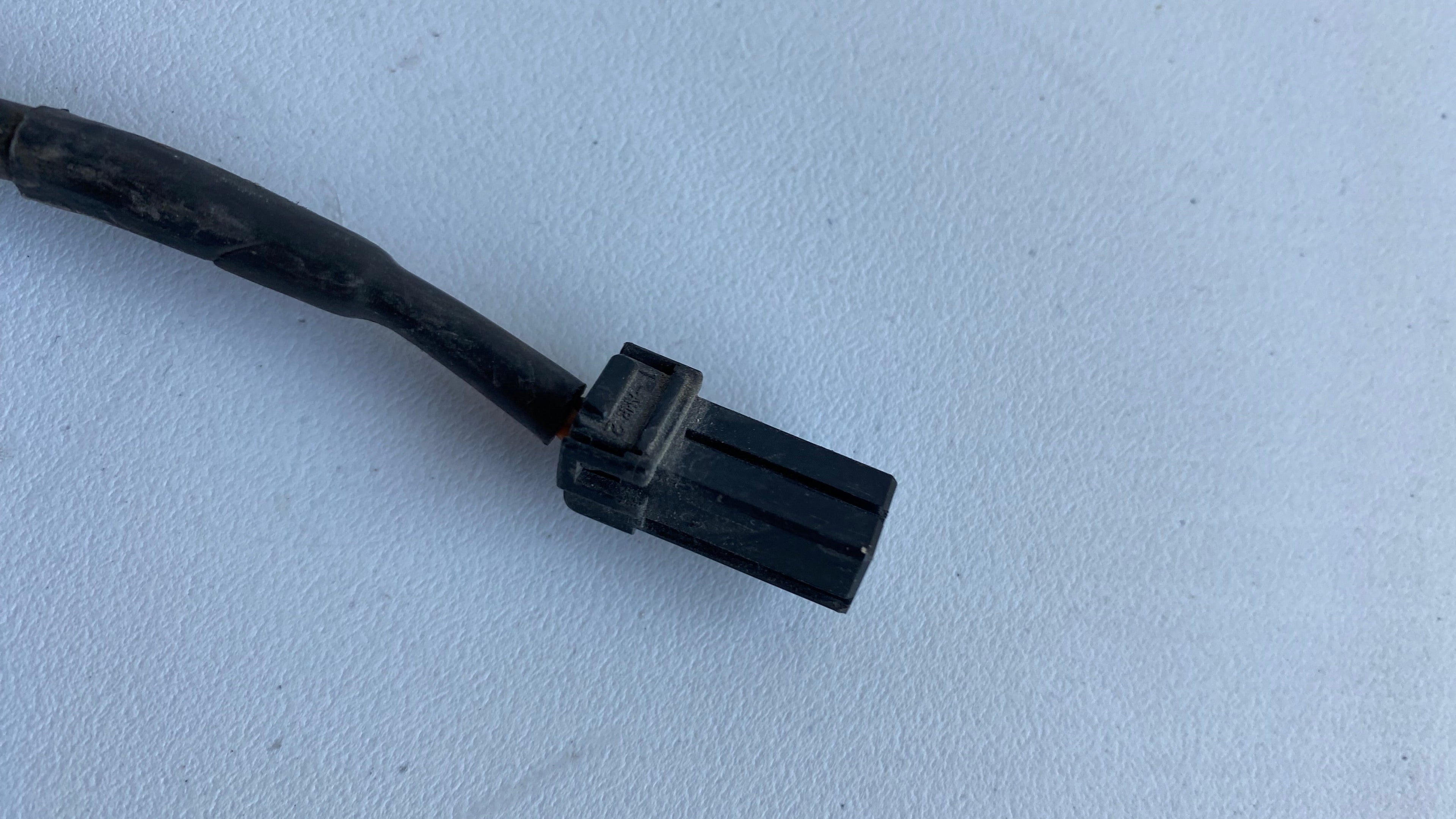 Contacteur de stop arrière Buell XB REF OEM : H0203.02A8