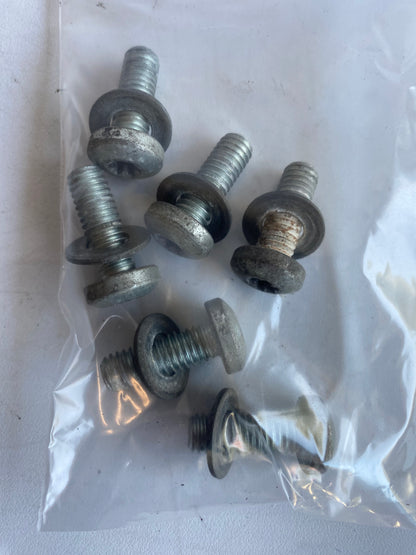 Kit de 6 vis poulie secondaire arrière Buell XB REF OEM : AA0609.11CXZB