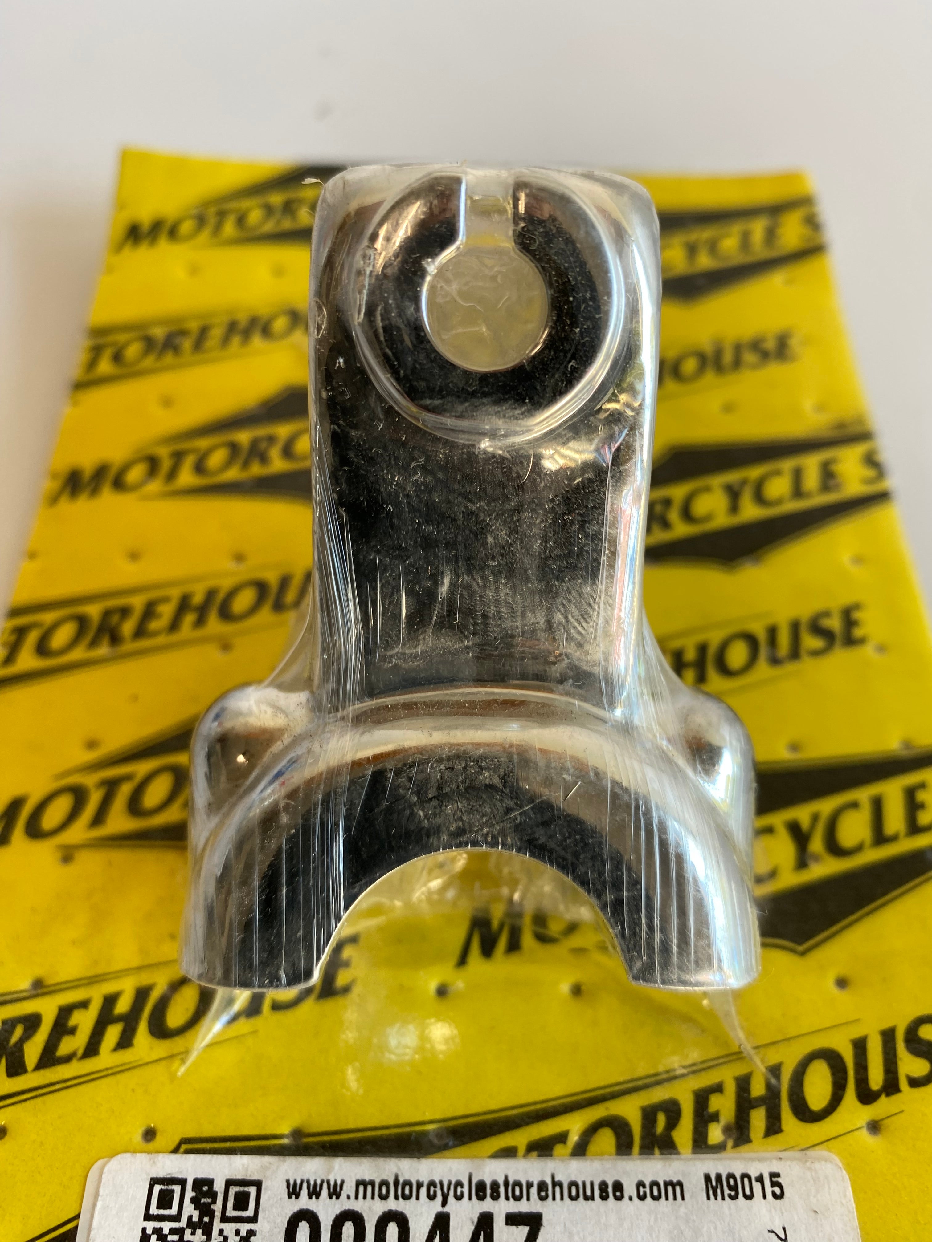 Support de levier gauche chromé Harley Davidson REF MCS : 900447