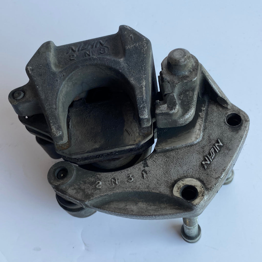 Etrier de frein arrière avec support Buell XB REF OEM : H0102.02A8A