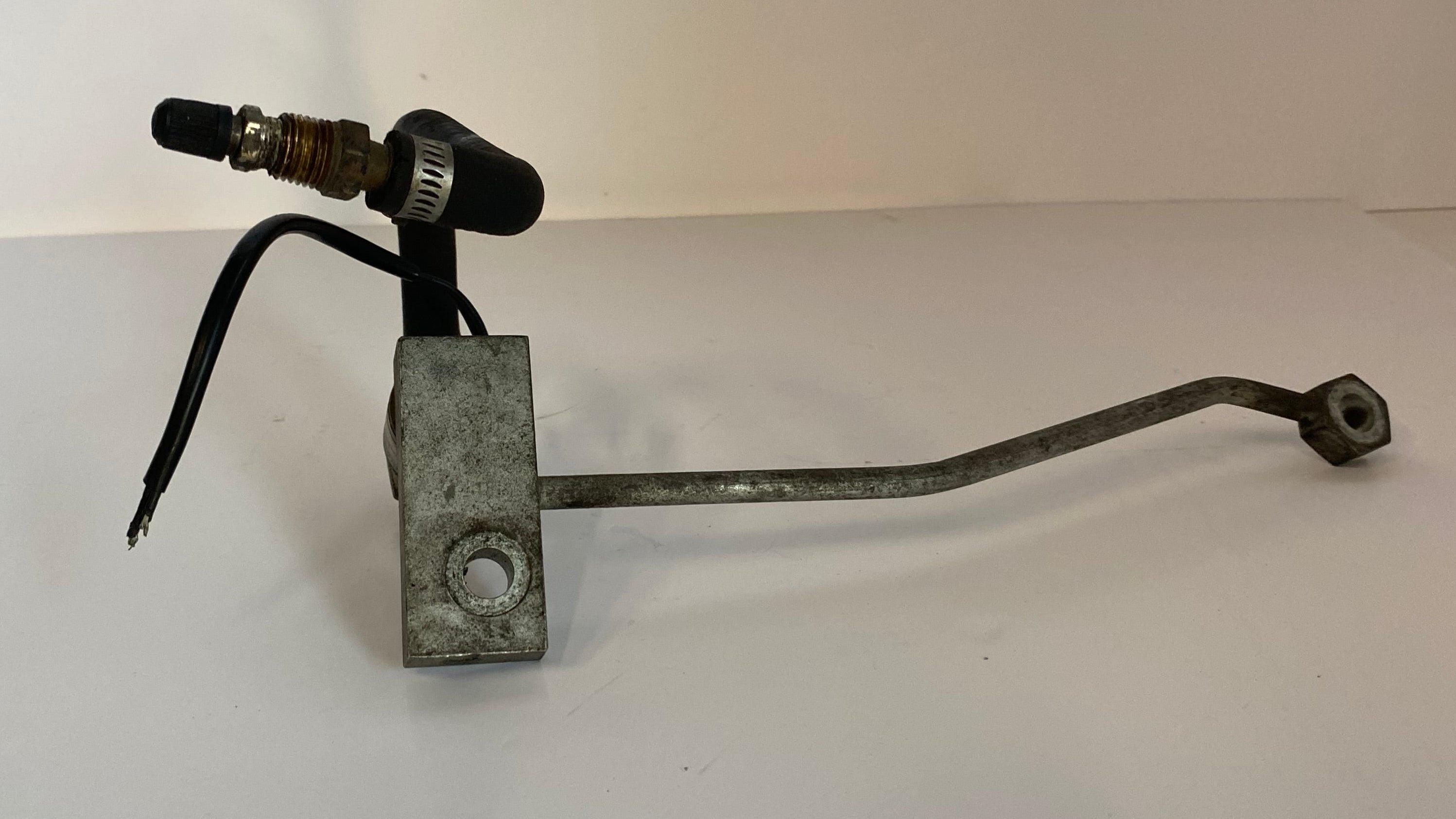 Electrovanne air fourche Touring Harley Davidson REF OEM 46452-85 & 42466-93