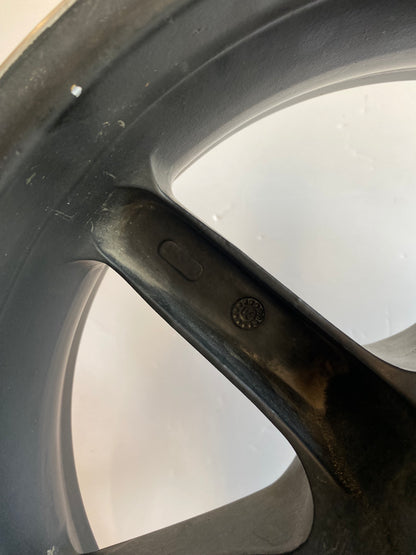 Roue arrière 17 x 5.5  Buell XB REF OEM : G0309.02A8WAX