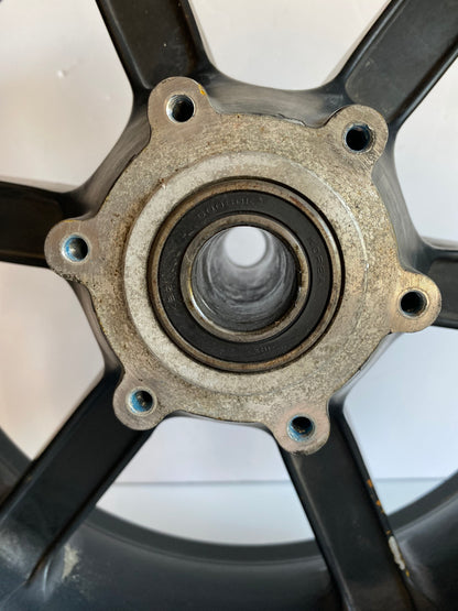 Roue arrière 17 x 5.5  Buell XB REF OEM : G0309.02A8WAX