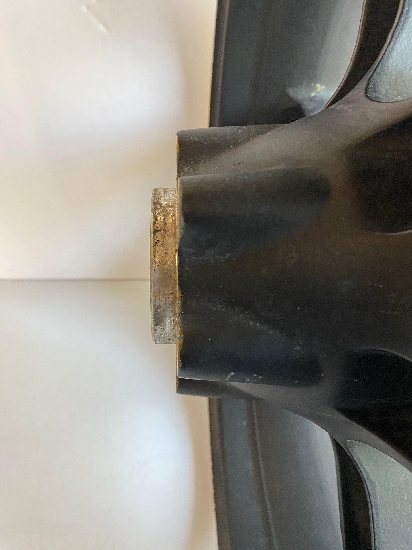 Roue arrière 17 x 5.5  Buell XB REF OEM : G0309.02A8WAX