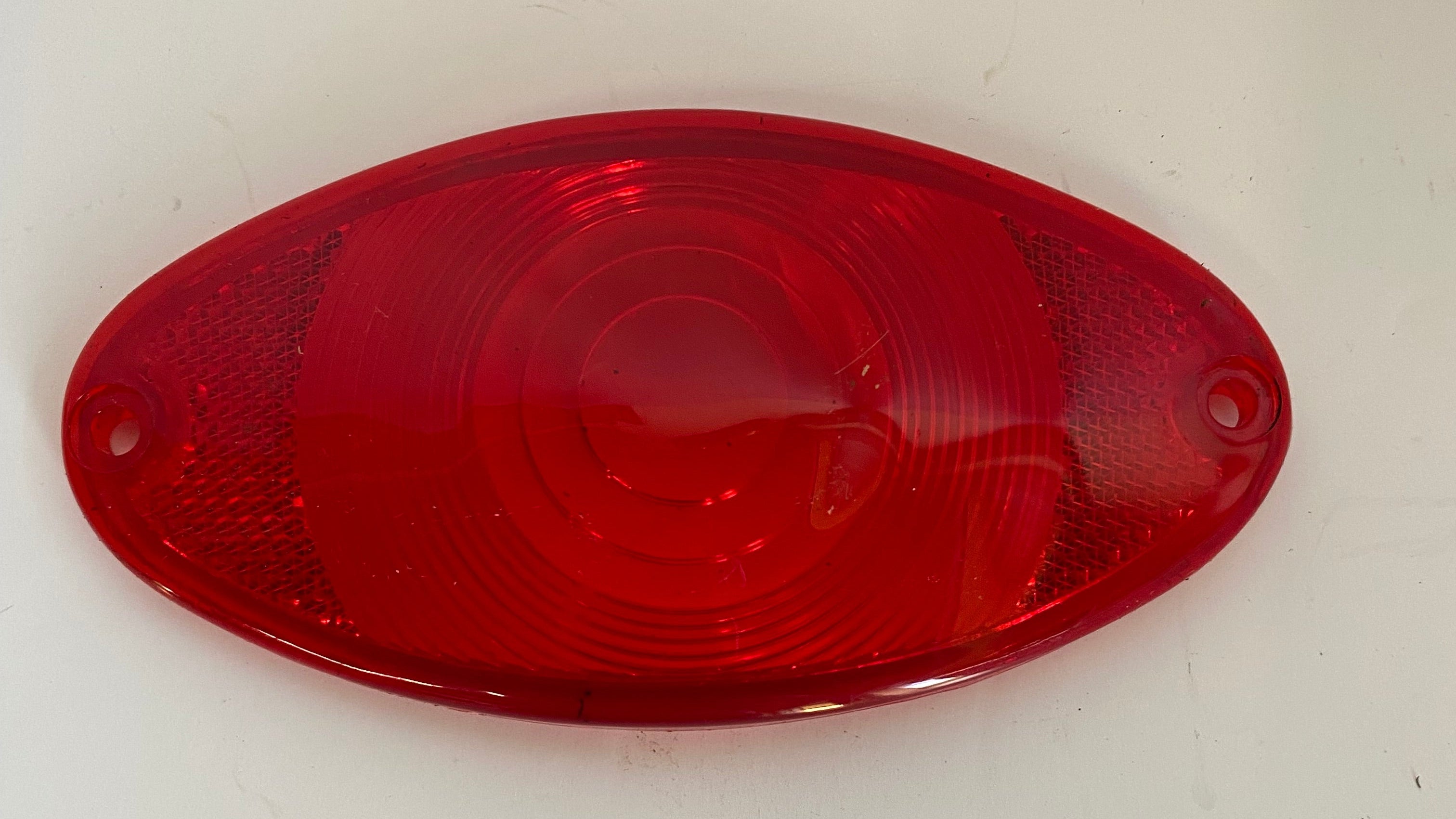 Cabochon feu arrière Cat Eye Harley Davidson REF MCS 903475