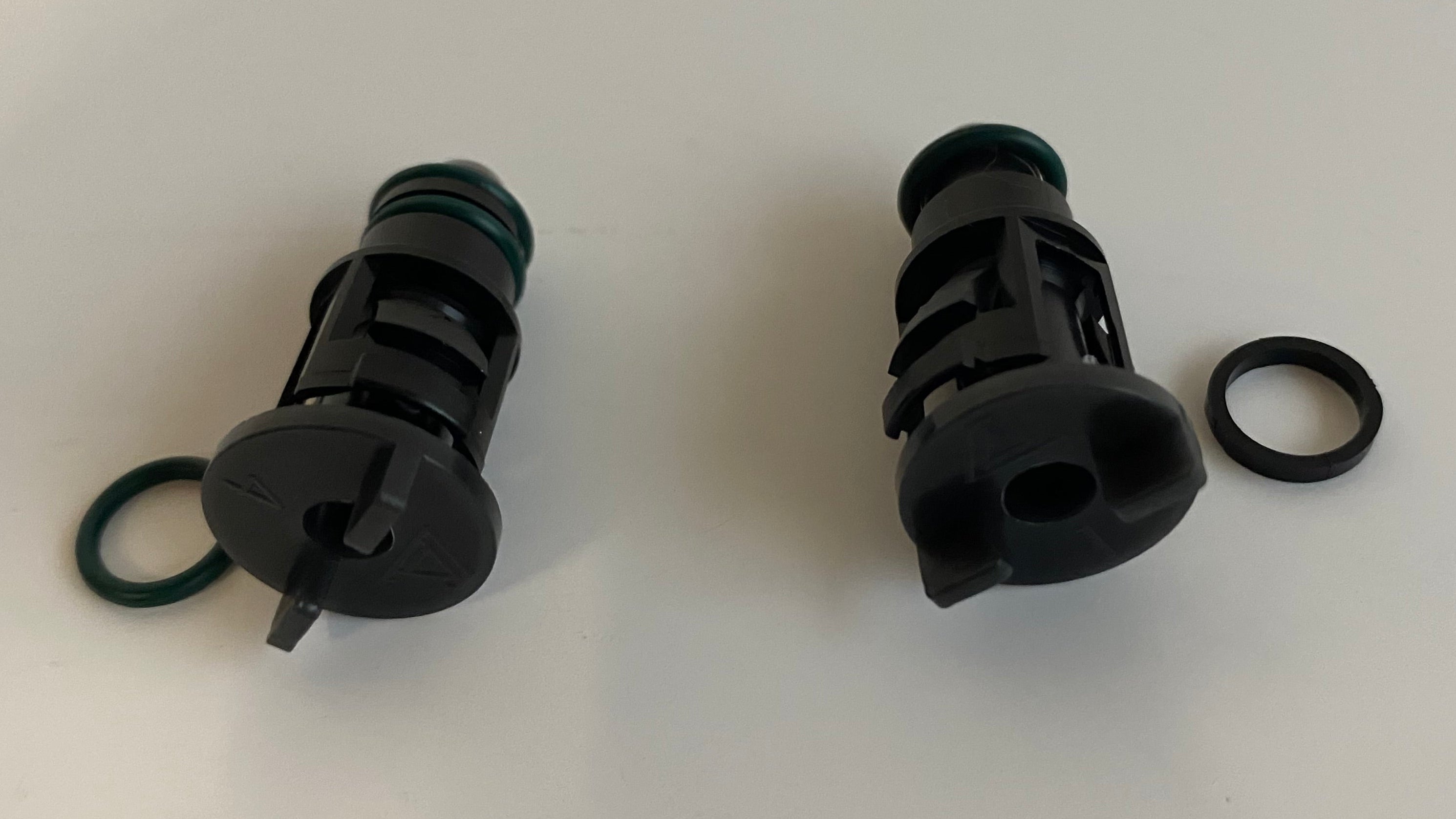 Jeu de connections de durite huile Softail Twin Cam Harley Davidson REF OEM 63783-00