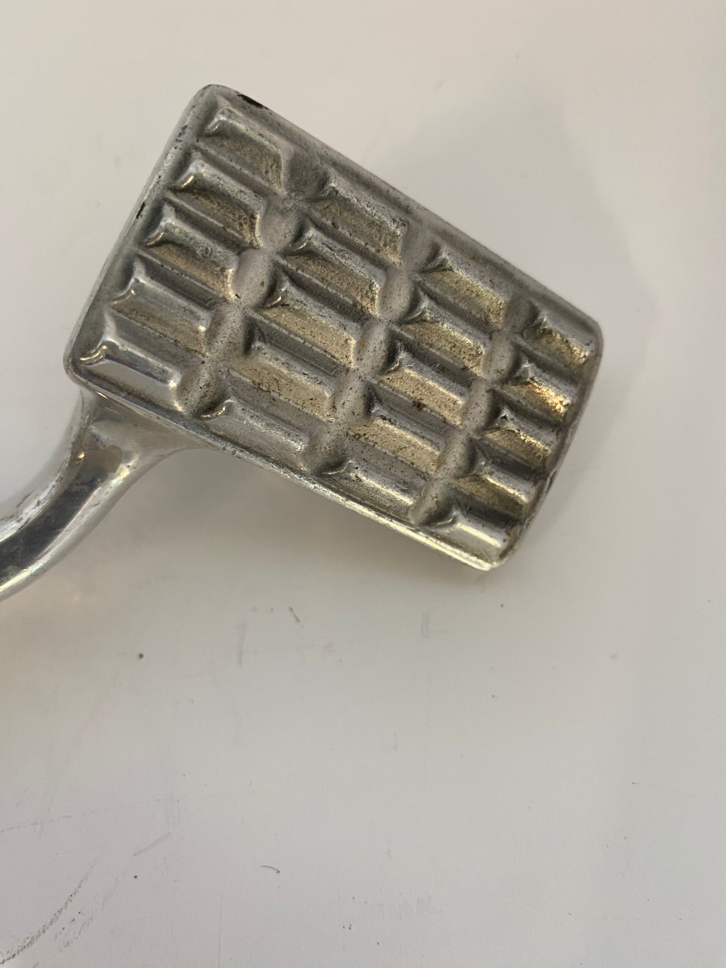 Pédale de frein arrière VRSC Harley Davidson REF OEM 42400-01A