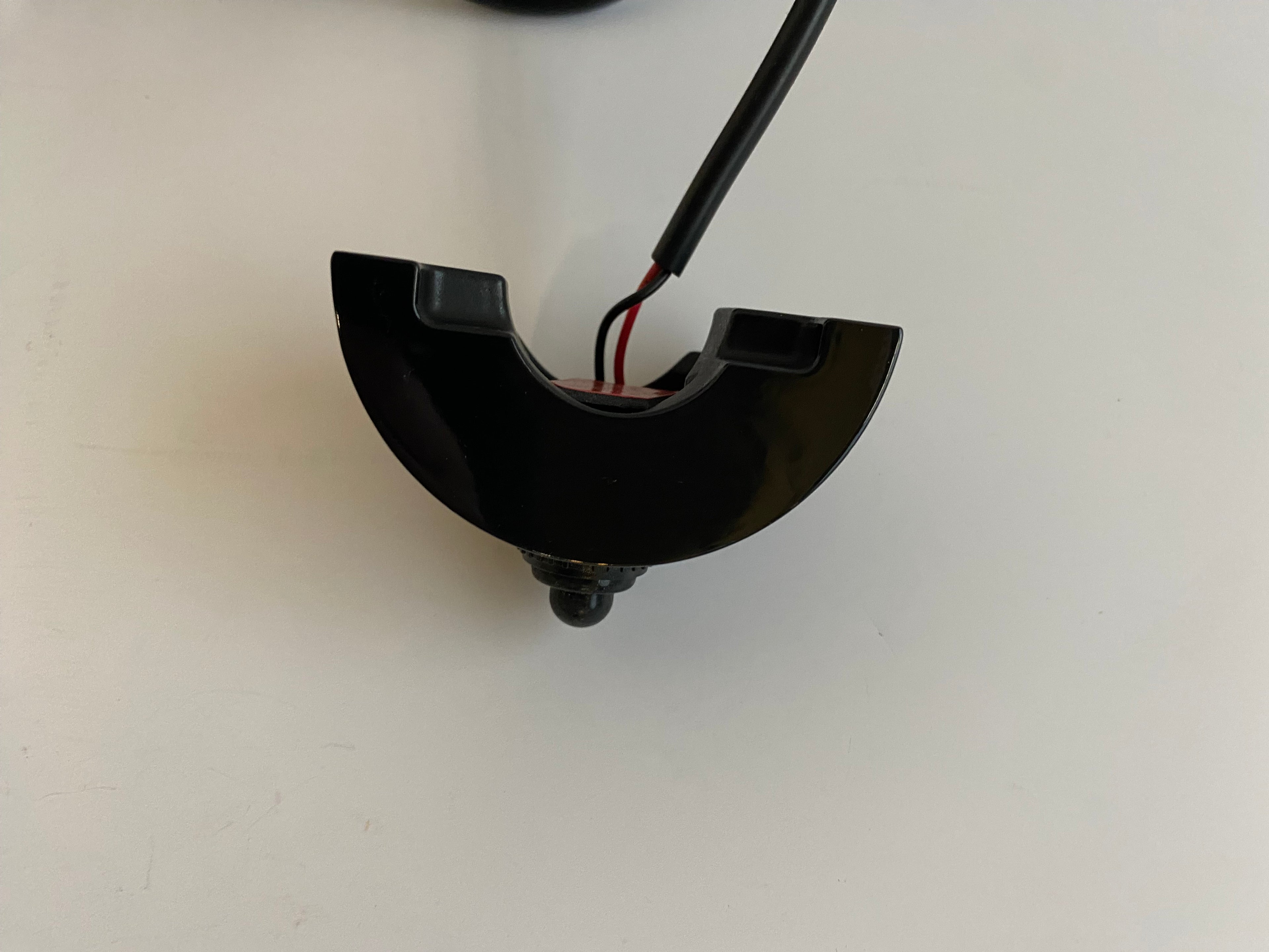 Commutateur on/off sur commande guidon Custom Dynamics Harley Davidson REF Drag 2106-0581