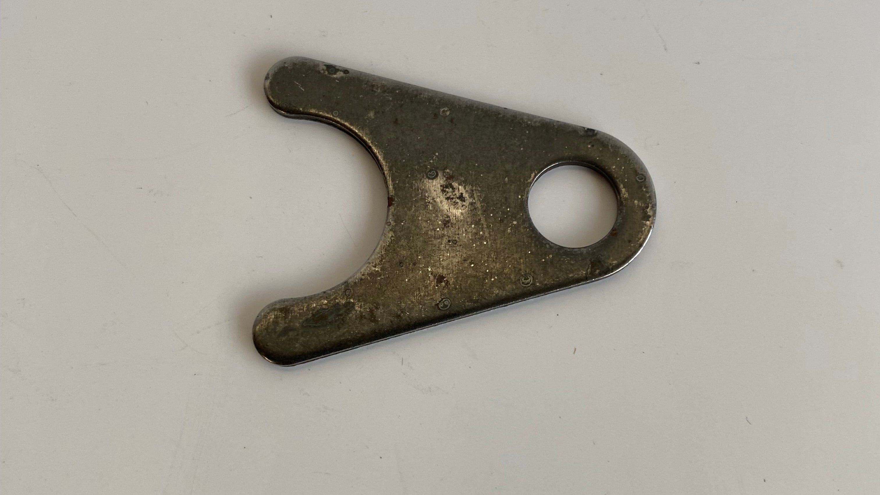 Verrou tube axe sélecteur Dyna & FXR Harley Davidson REF OEM 34561-84