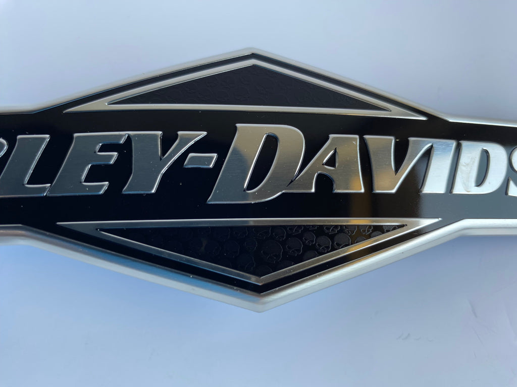 Logo de réservoir gauche Softail Night Train  Harley Davidson REF OEM 62299-06