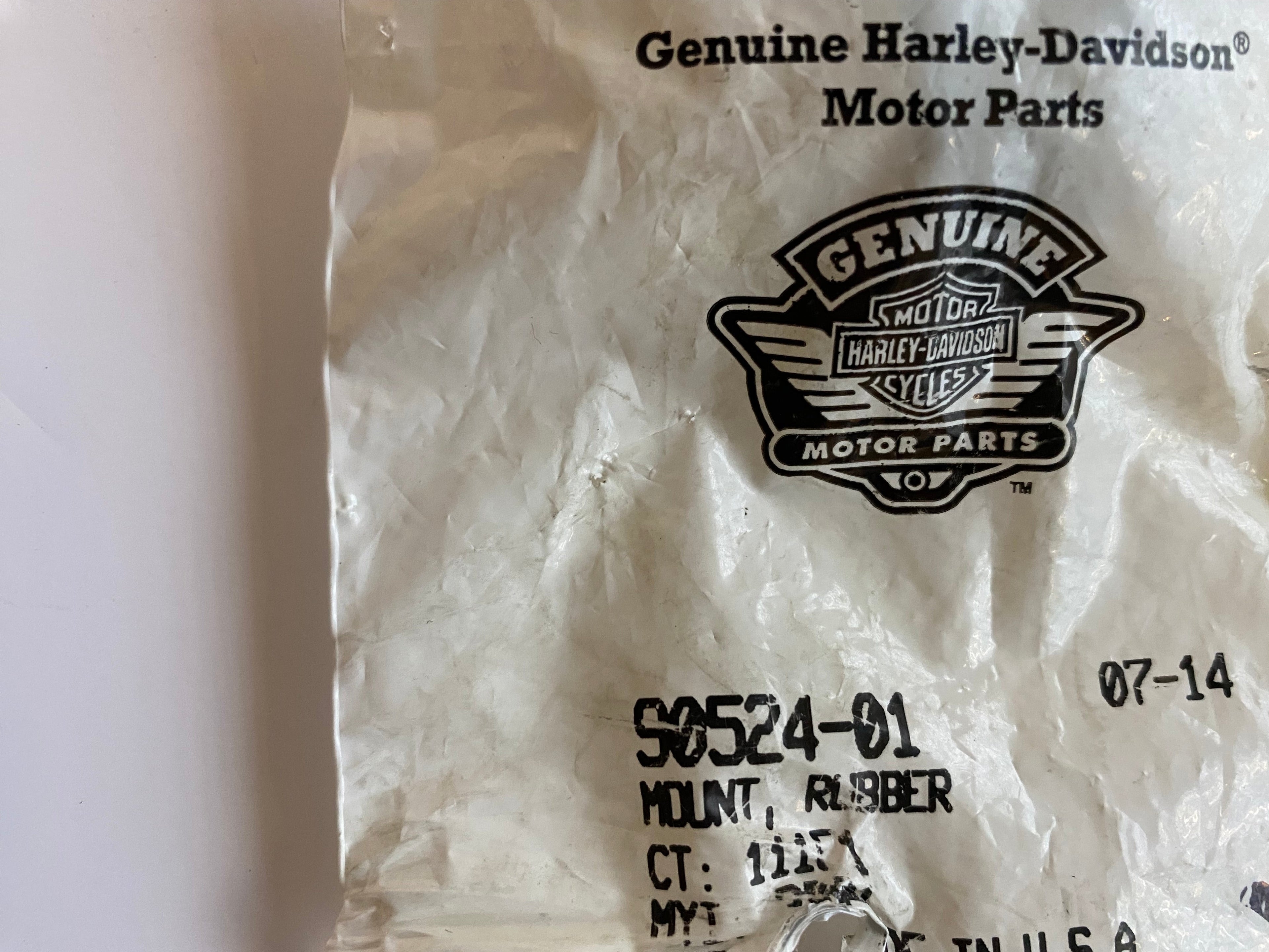 Silent bloc sacoche Softail Héritage Harley Davidson REF OEM 90524-01