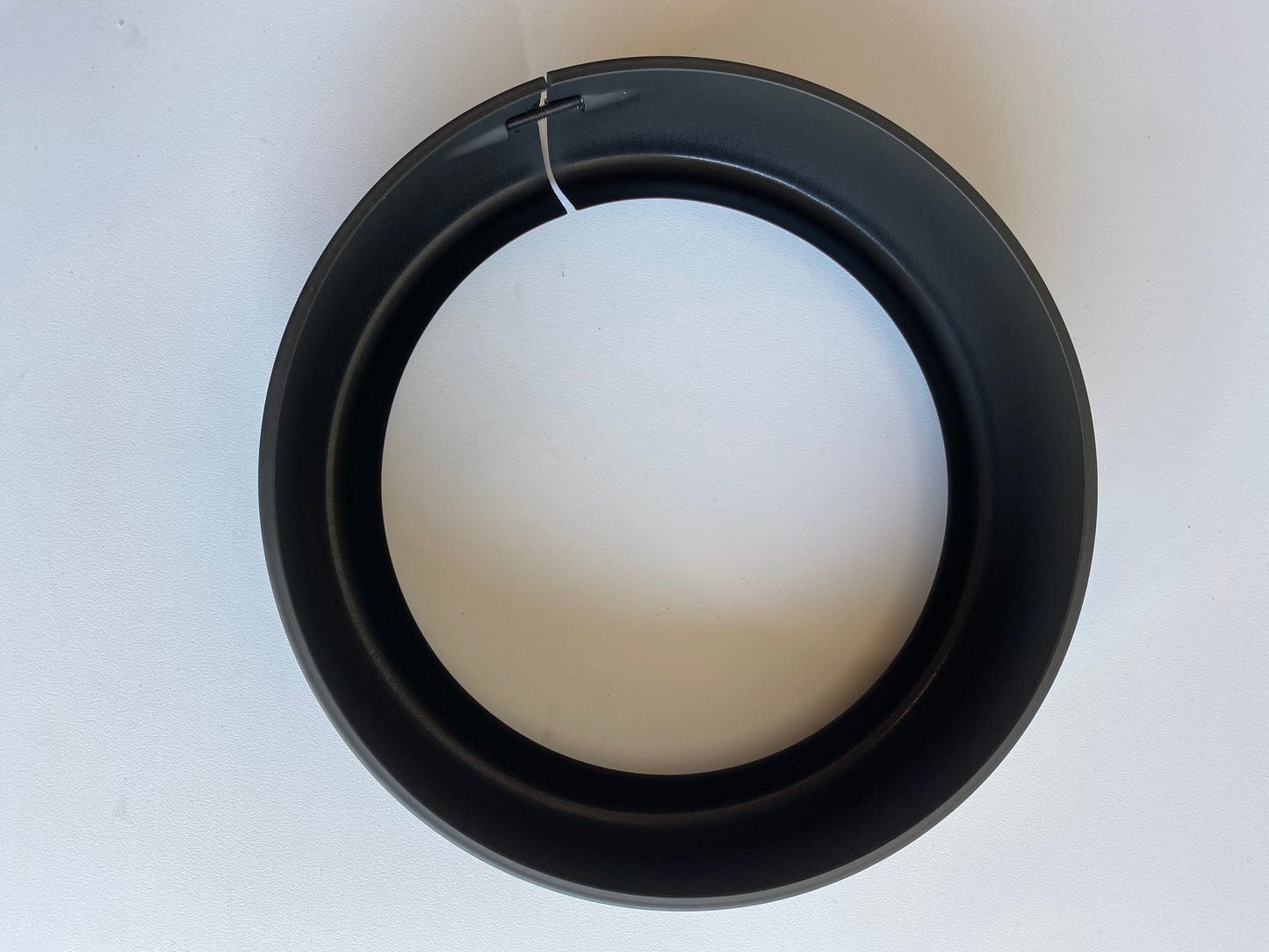 Cerclage pour phare 7 pouces Harley Davidson REF MCS : 901332