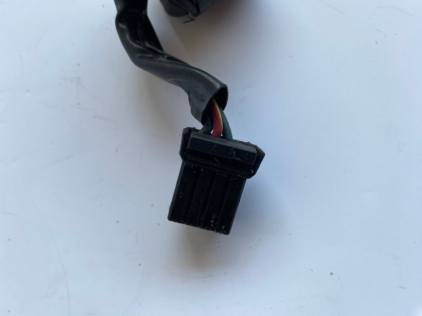 Douille feu arrière Harley Davidson REF OEM 69187-03A