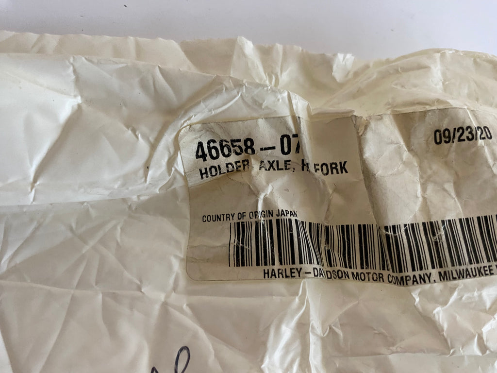 Support chromé axe fourche coté droit Touring CVO  Harley Davidson REF OEM 46658-07