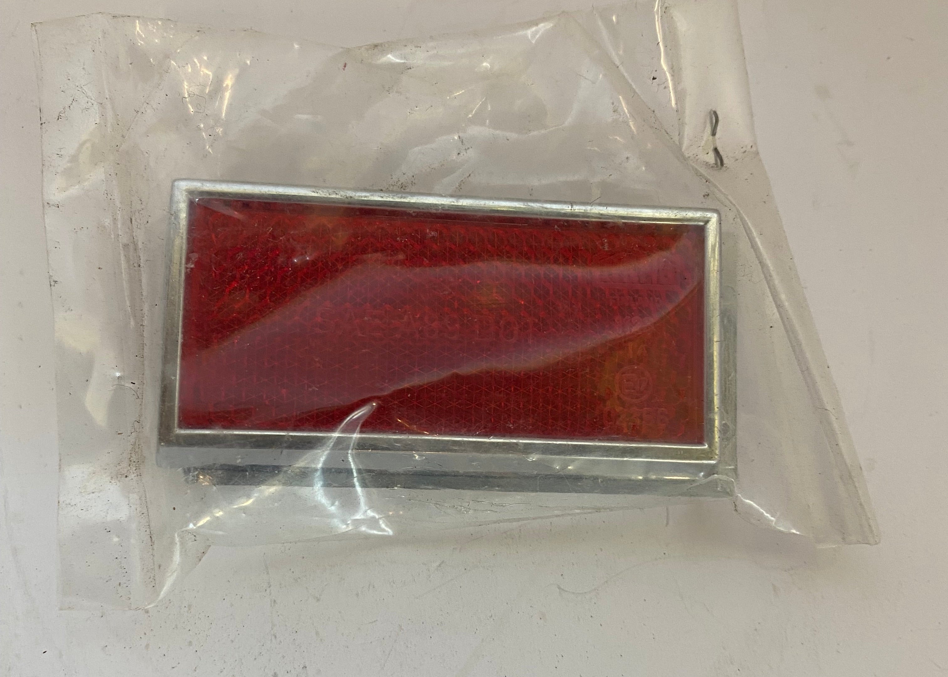 Jeu de 2 réflecteurs rouges AMF Harley Davidson REF OEM 59255-72