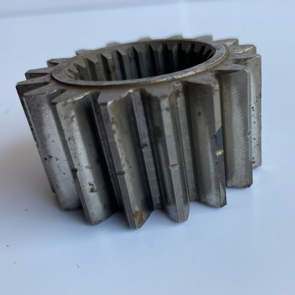 Pignon 5° vitesse arbre secondaire Harley Davidson REF OEM : 35626-79B