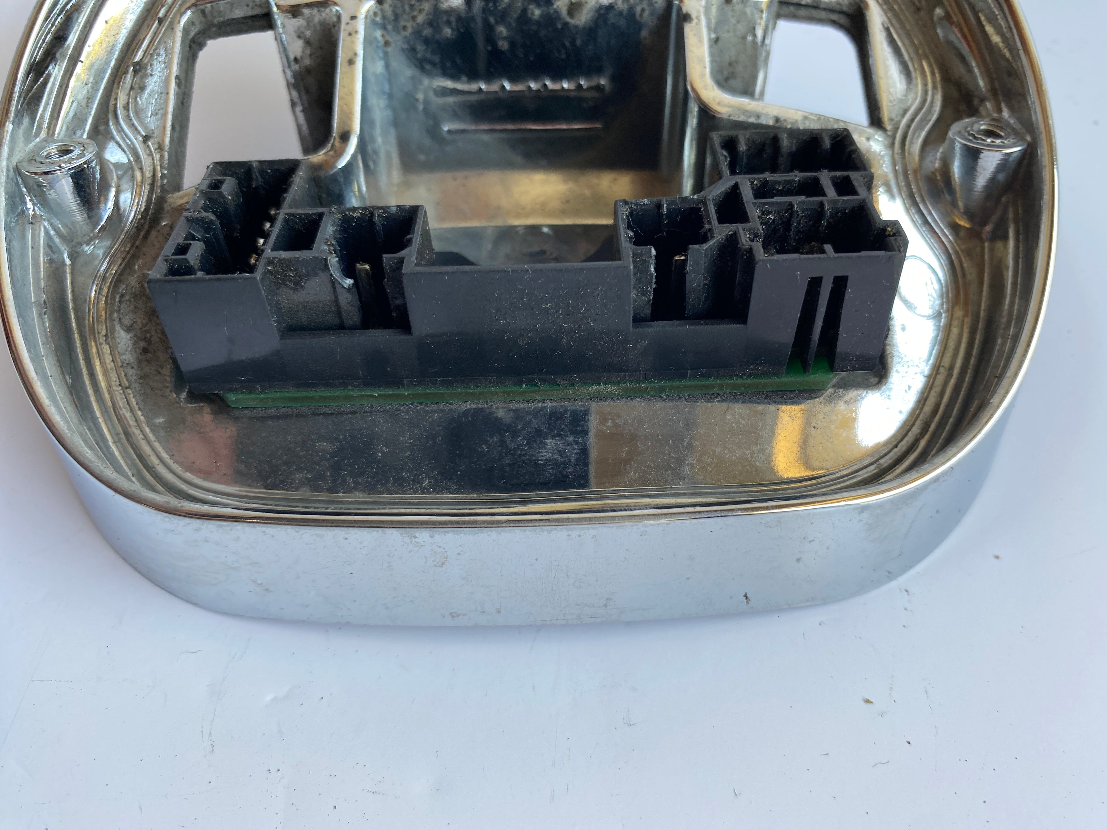 Support de feu arrière Harley Davidson REF OEM : 68066-99A