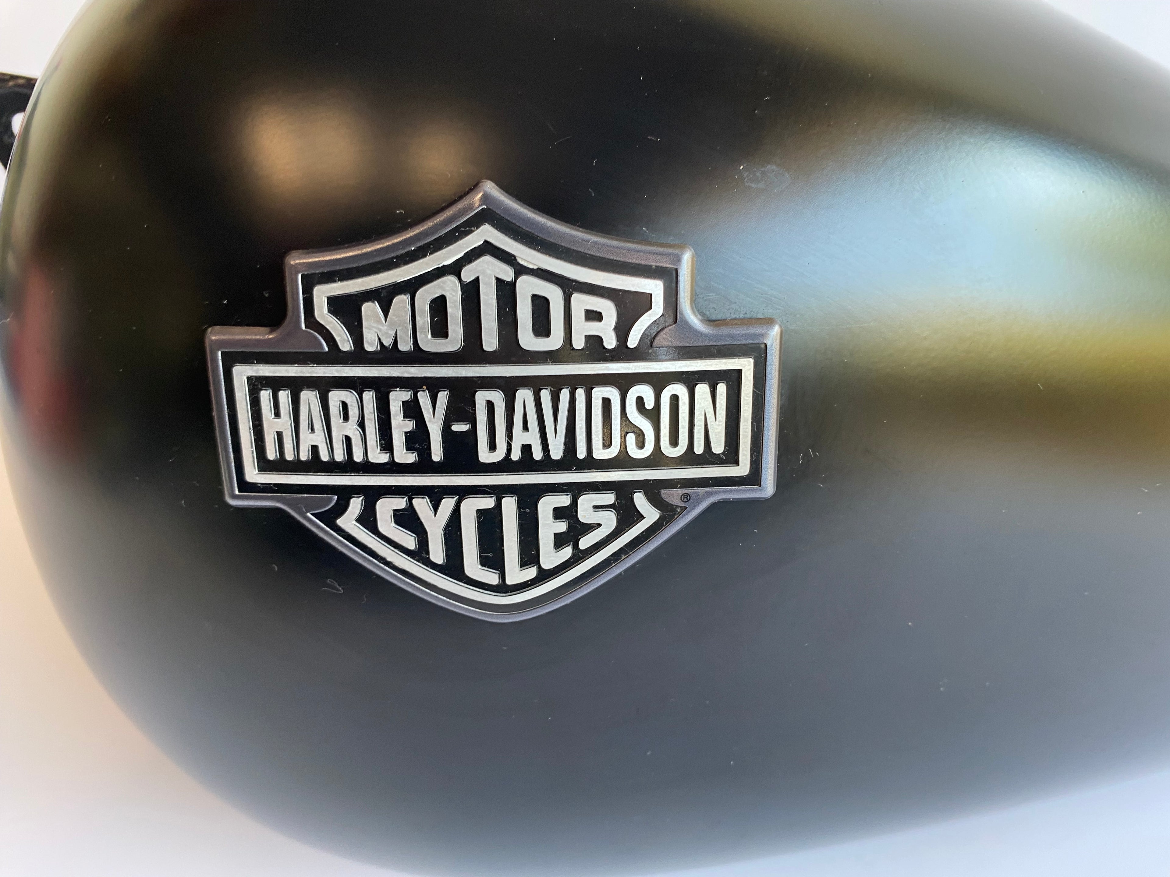 Black Modified Tank Dyna 1998 to 2003 Harley Davidson Carburetor