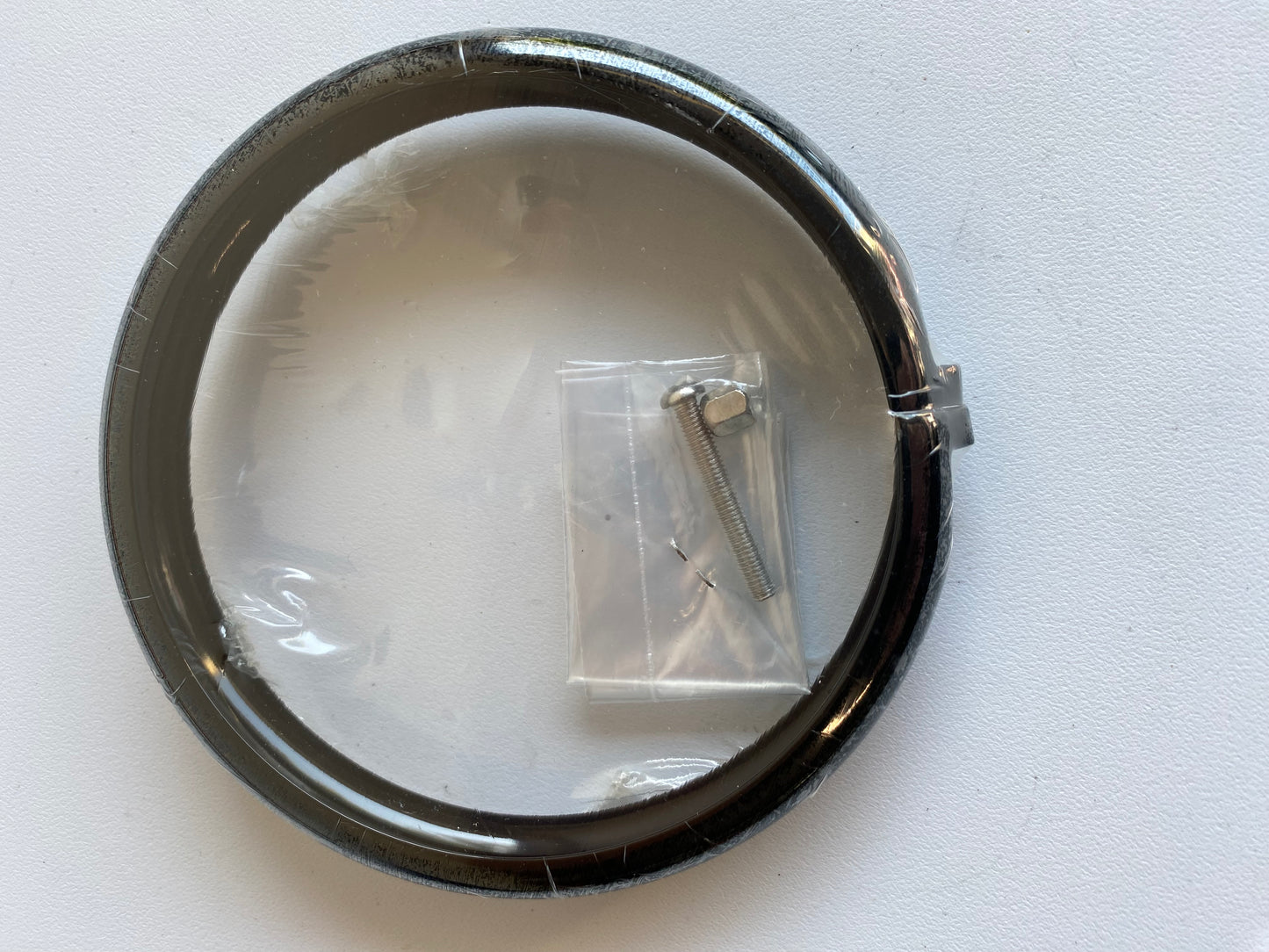 Cerclage de phare 4 1/2 pouces noir Harley Davidson REF MCS : 901177