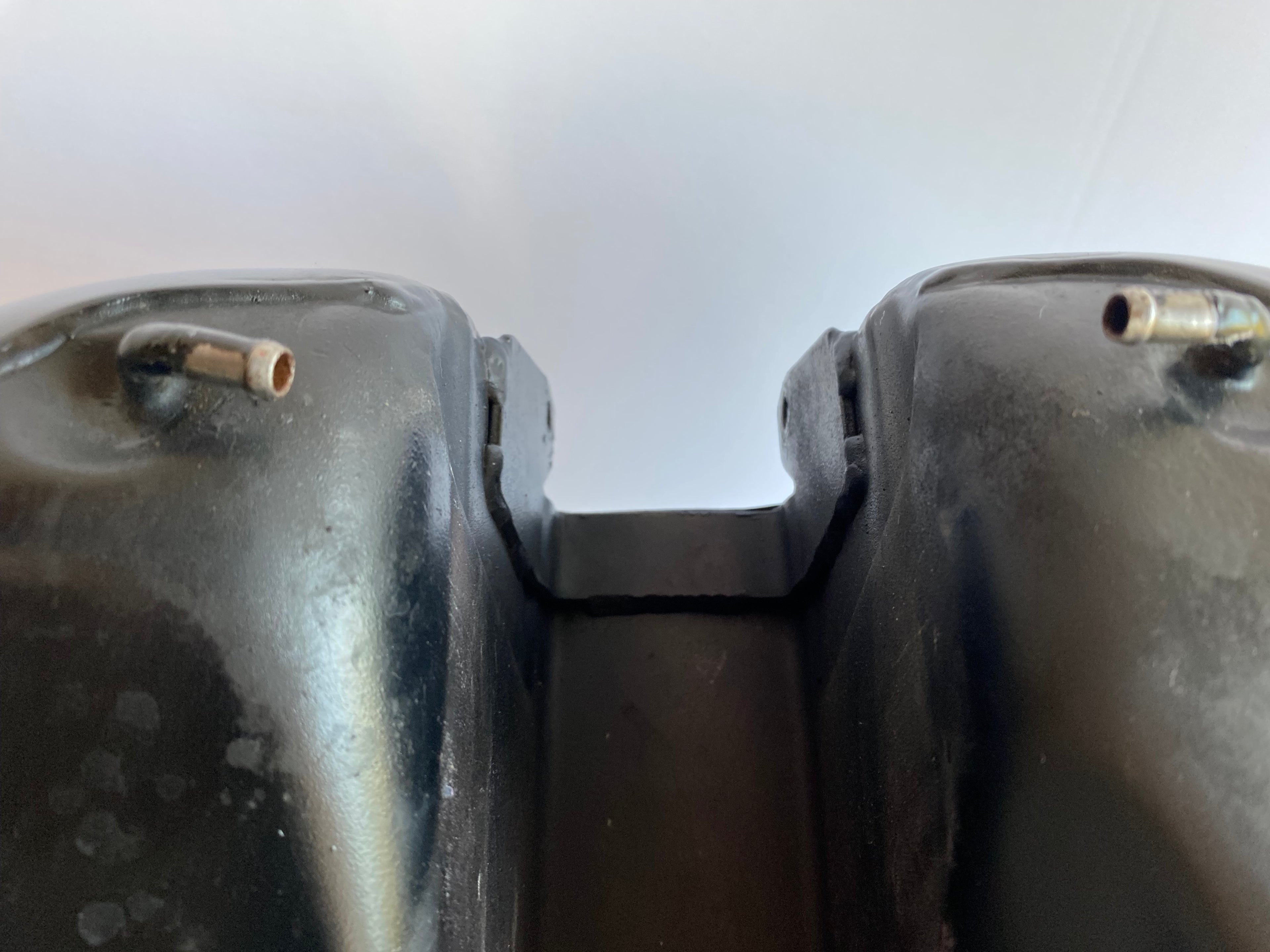 Réservoir modifié noir Dyna 1998 à 2003 carburateur Harley Davidson
