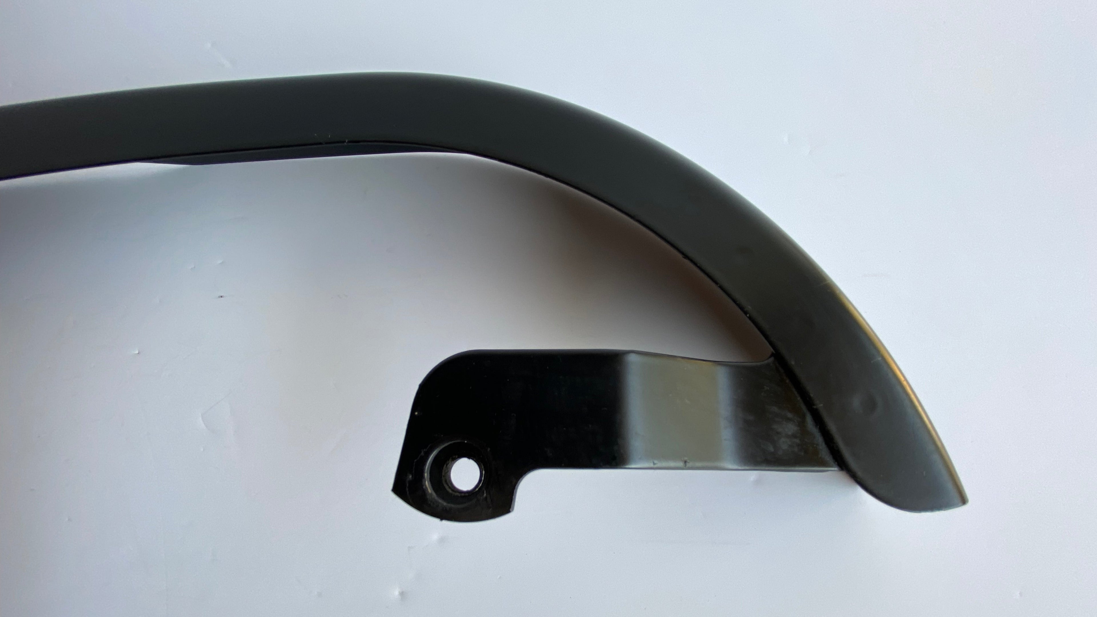 Pare courroie transmission secondaire Dyna Harley Davidson REF OEM 60297-00