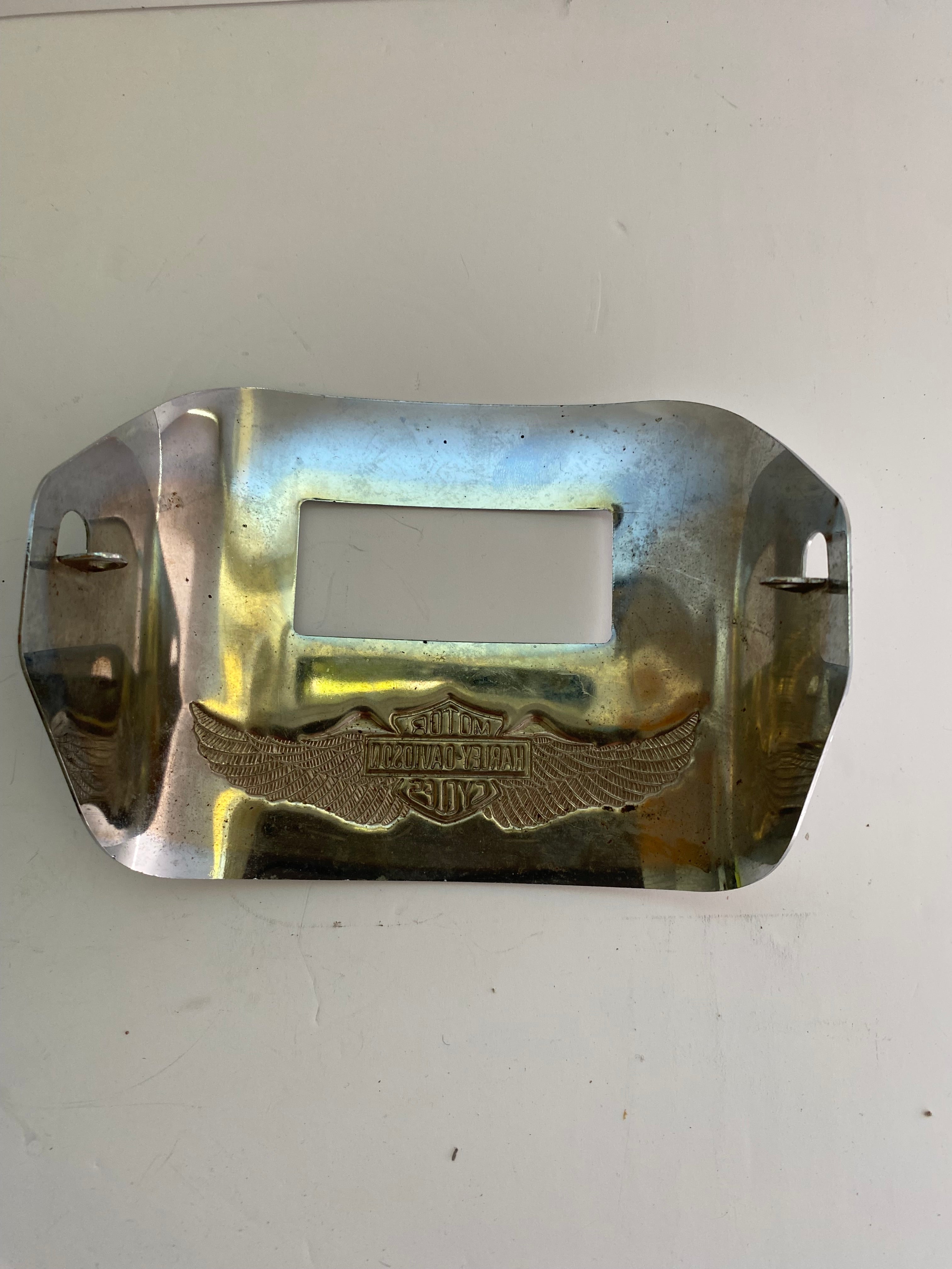 Visière de feu arrière Eagle Wing Harley Davidson REF OEM : 68011-88T