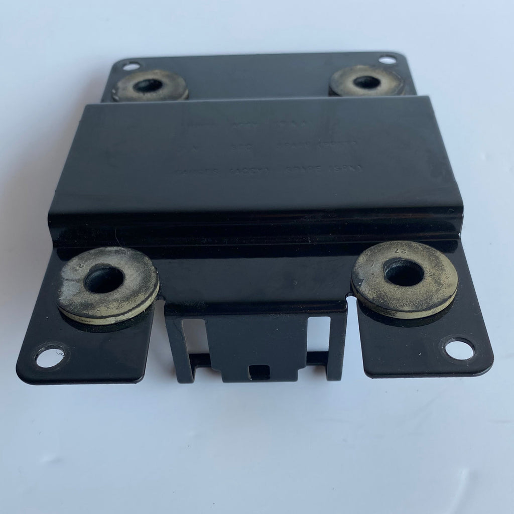 Harley Davidson Dyna Electrical Box Top Plate REF OEM 70911-01