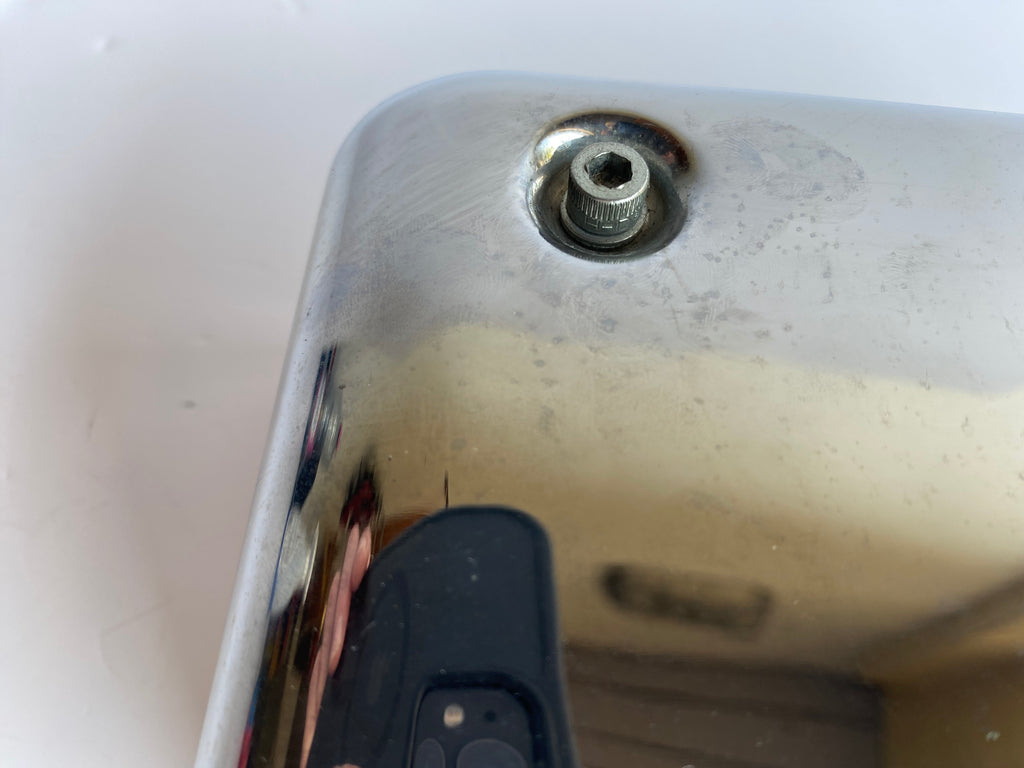 Couvercle de boite à fusibles chromé Dyna Harley Davidson REF OEM 66333-99