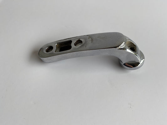 Right hand bracket for advanced controls Dyna Harley Davison REF OEM: 33697-03A