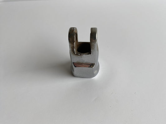 Harley Davidson Forward Controls Right Footpeg Bracket OEM REF: 42664-03A