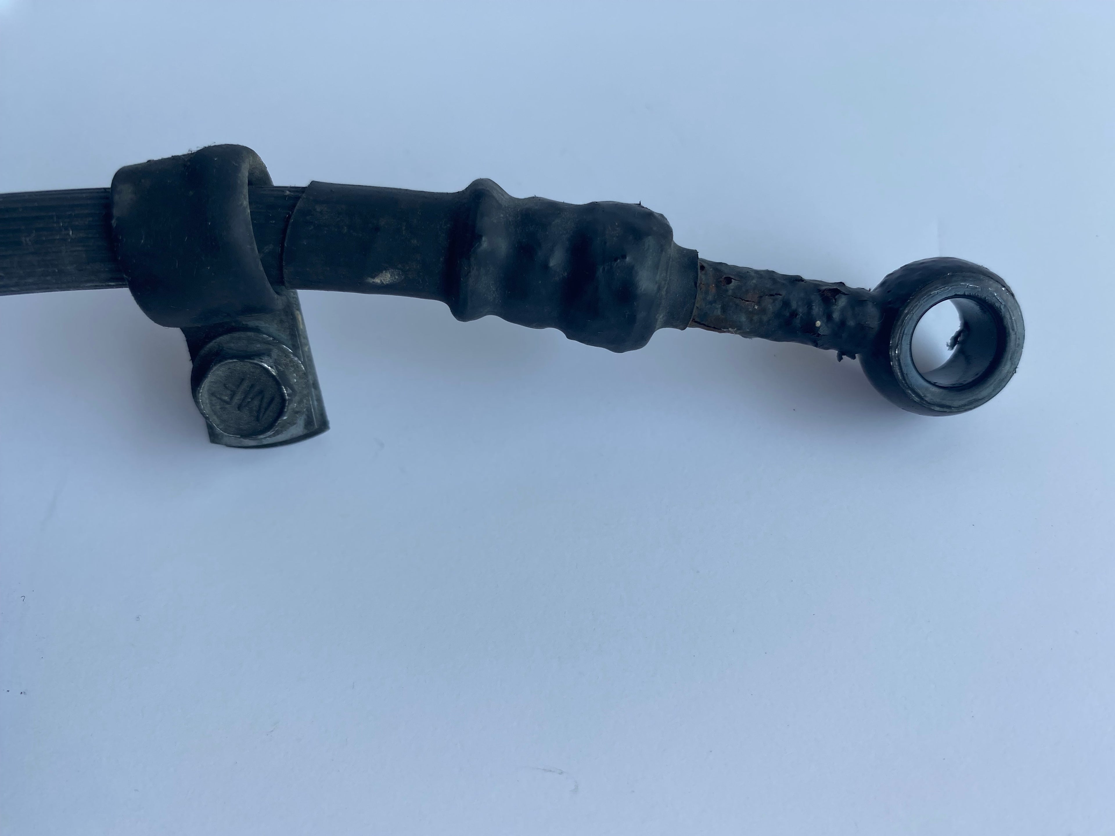 Durite de  frein arrière Dyna Harley Davidson REF OEM 40956-00B