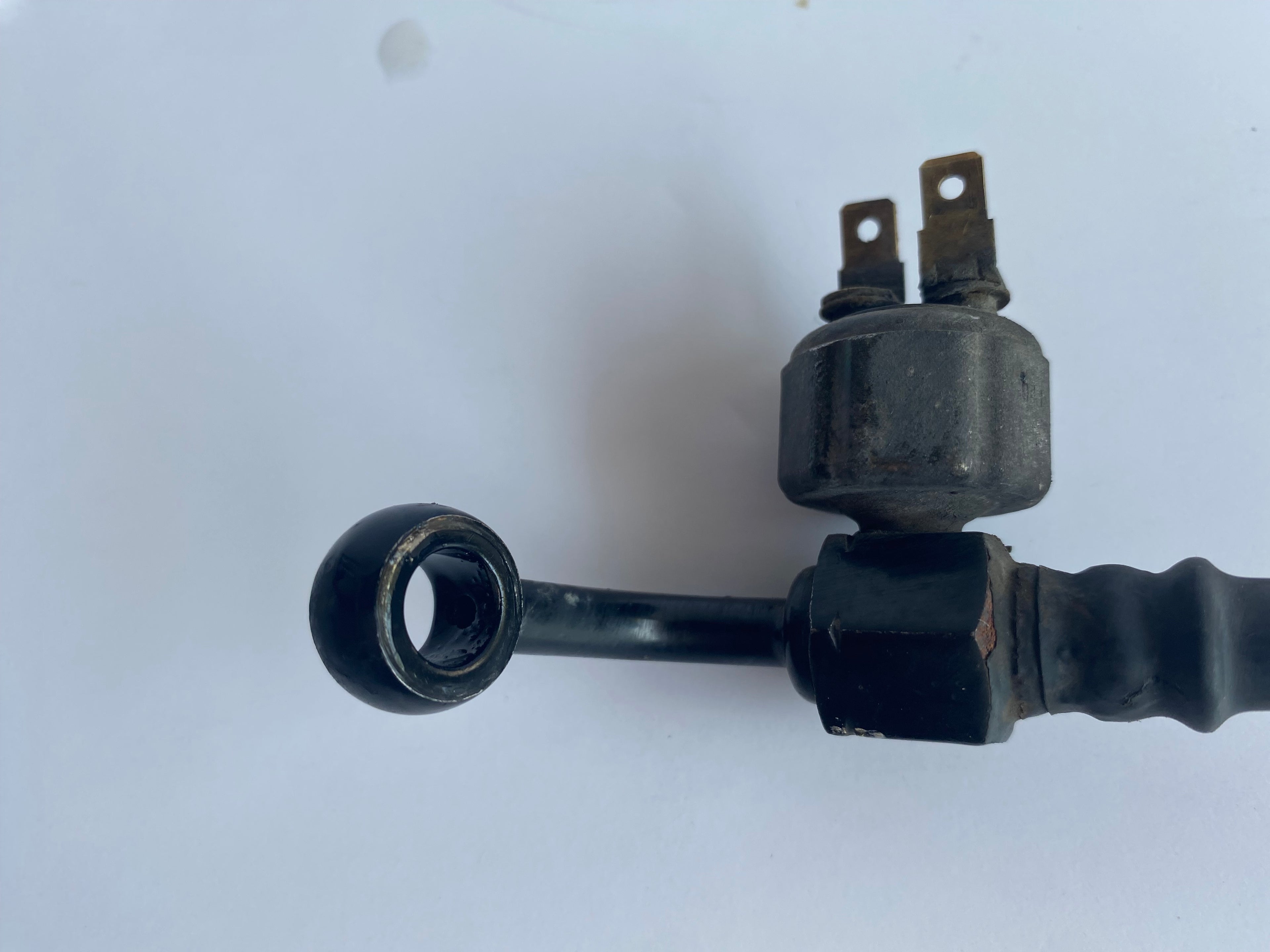 Durite de  frein arrière Dyna Harley Davidson REF OEM 40956-00B
