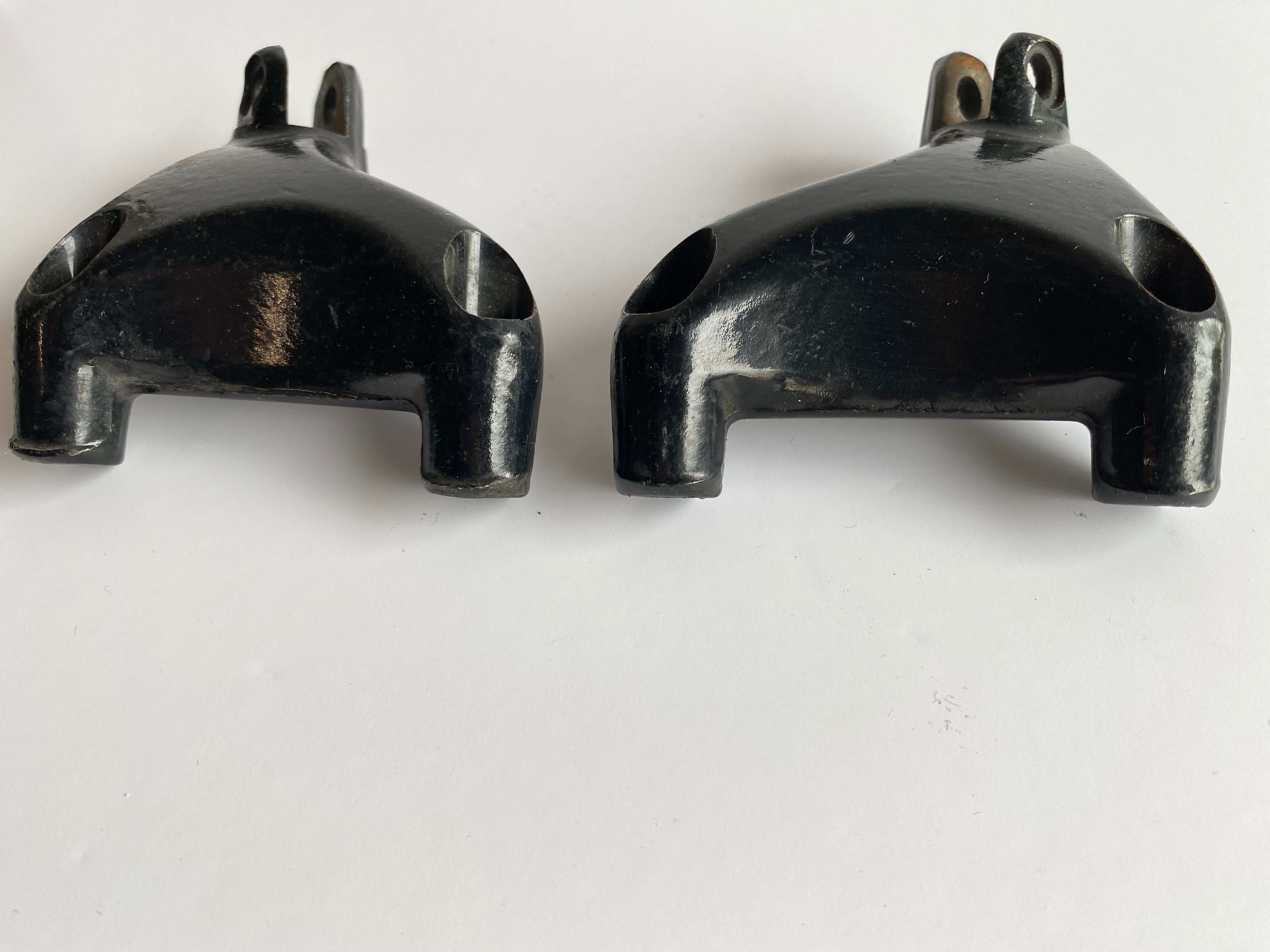 Harley Davidson Passenger Footpeg Support Set OEM REF: 49314-04 / 49315-04