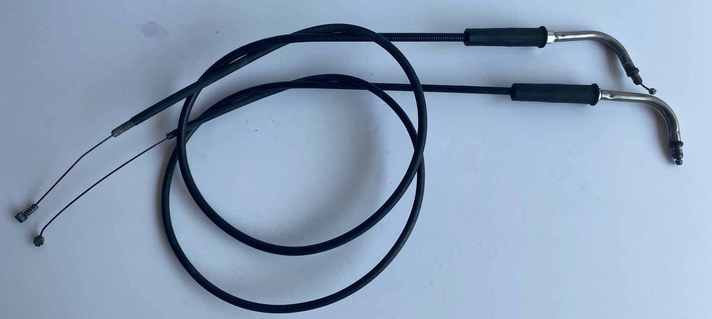 Jeu de câbles gaz aller et retour 32 pouces Harley Davidson REF OEM 56356-96A & 56355-96A