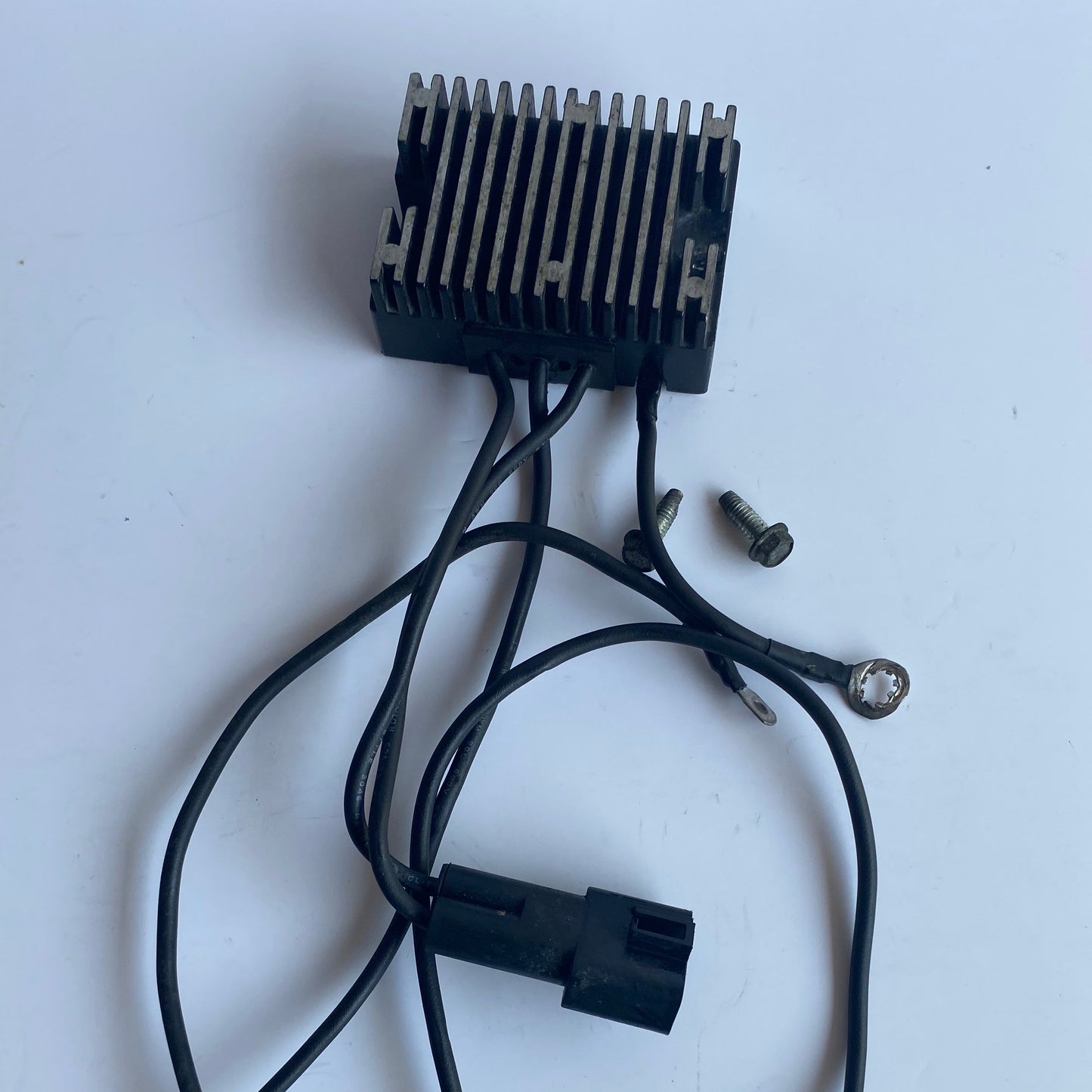 Régulateur de tension Dyna Harley Davidson REF OEM 74518-99A