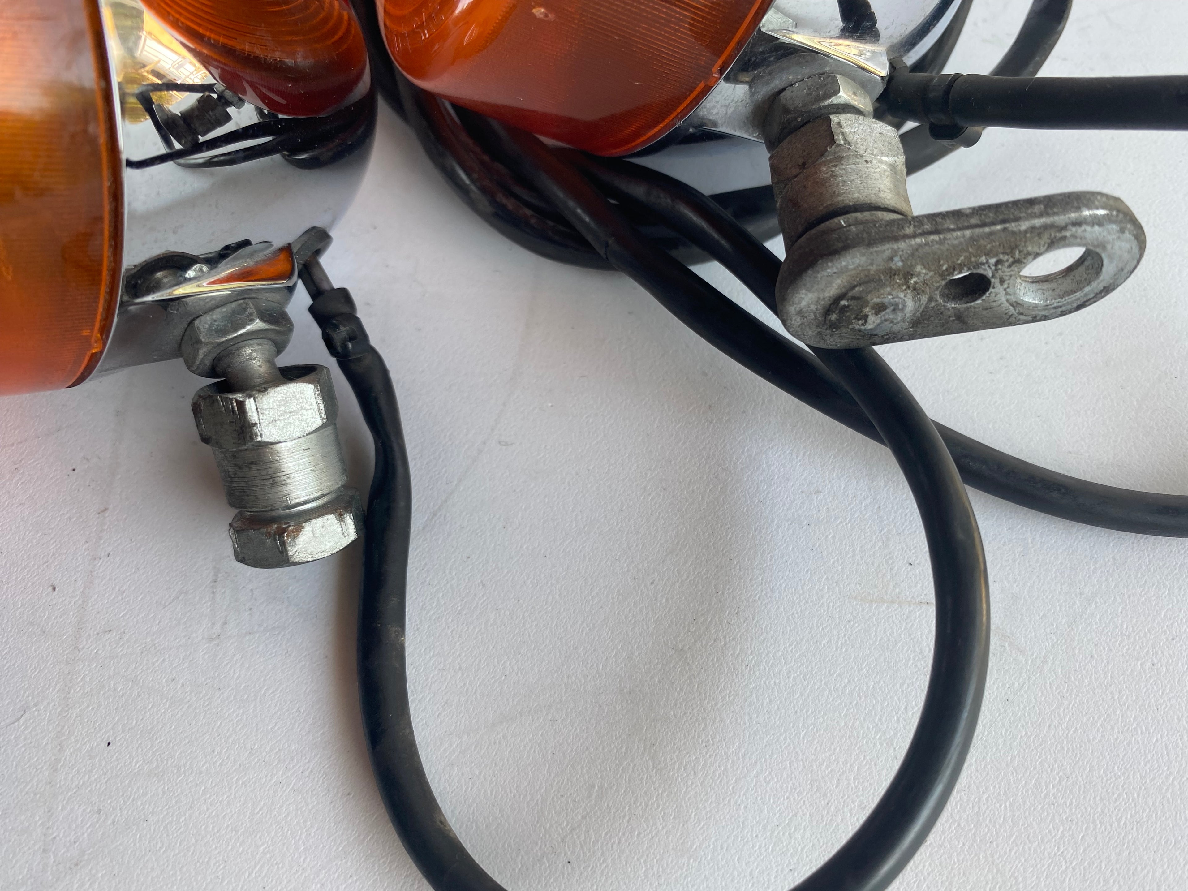 Jeu de clignotants avant Harley Davidson REF OEM 68710-94