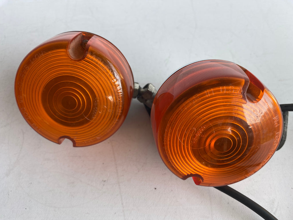Jeu de clignotants avant Harley Davidson REF OEM 68710-94