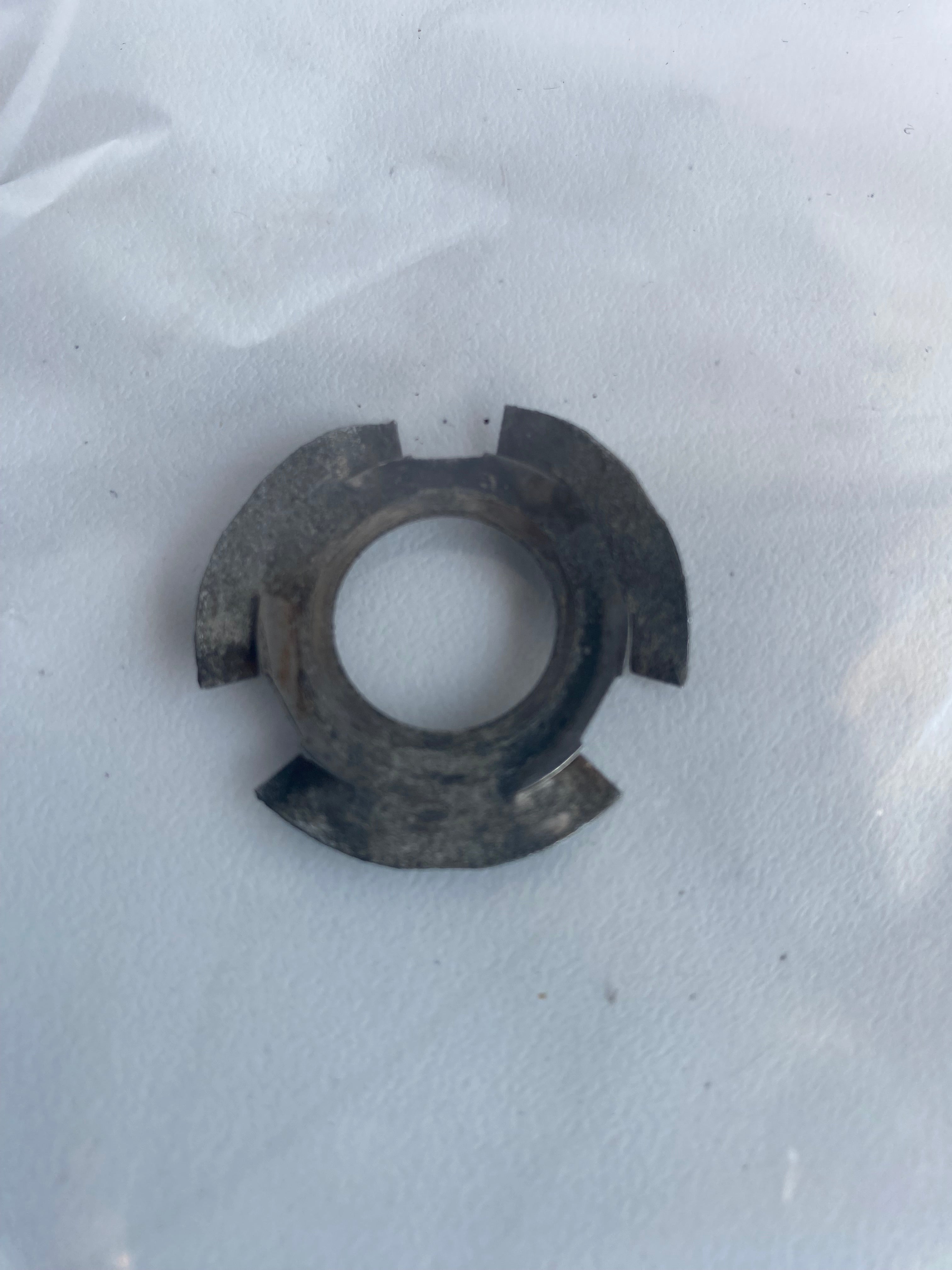 Rondelle ressort pédale de frein arriere Dyna Harley Davidson REF OEM 7003