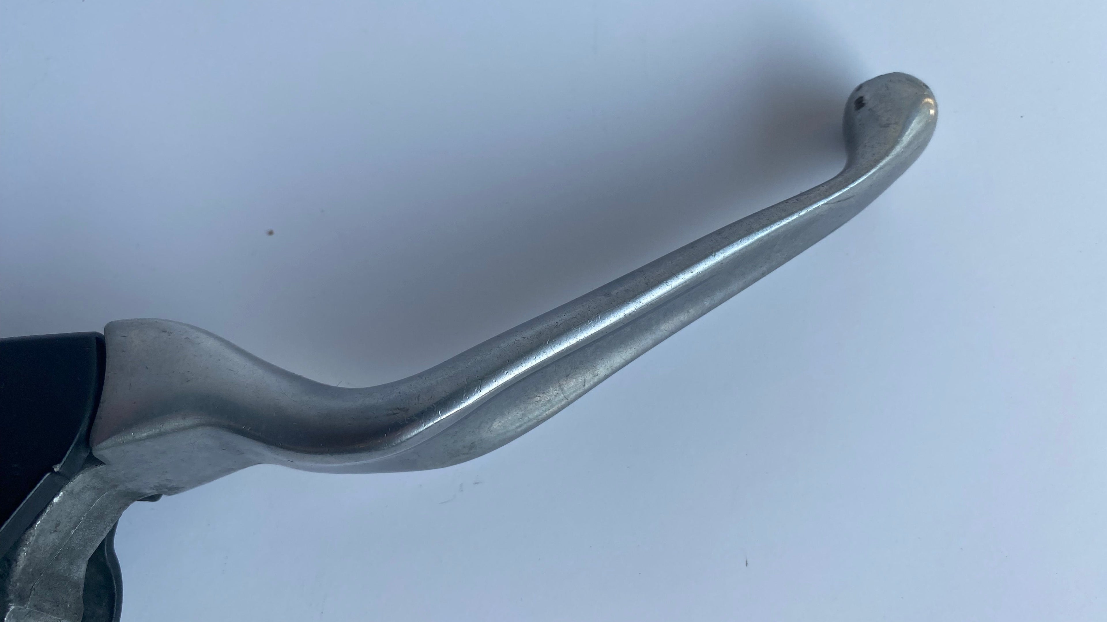 Maitre-cylindre de frein avant 9/16 Harley Davidson REF OEM 45019-96F