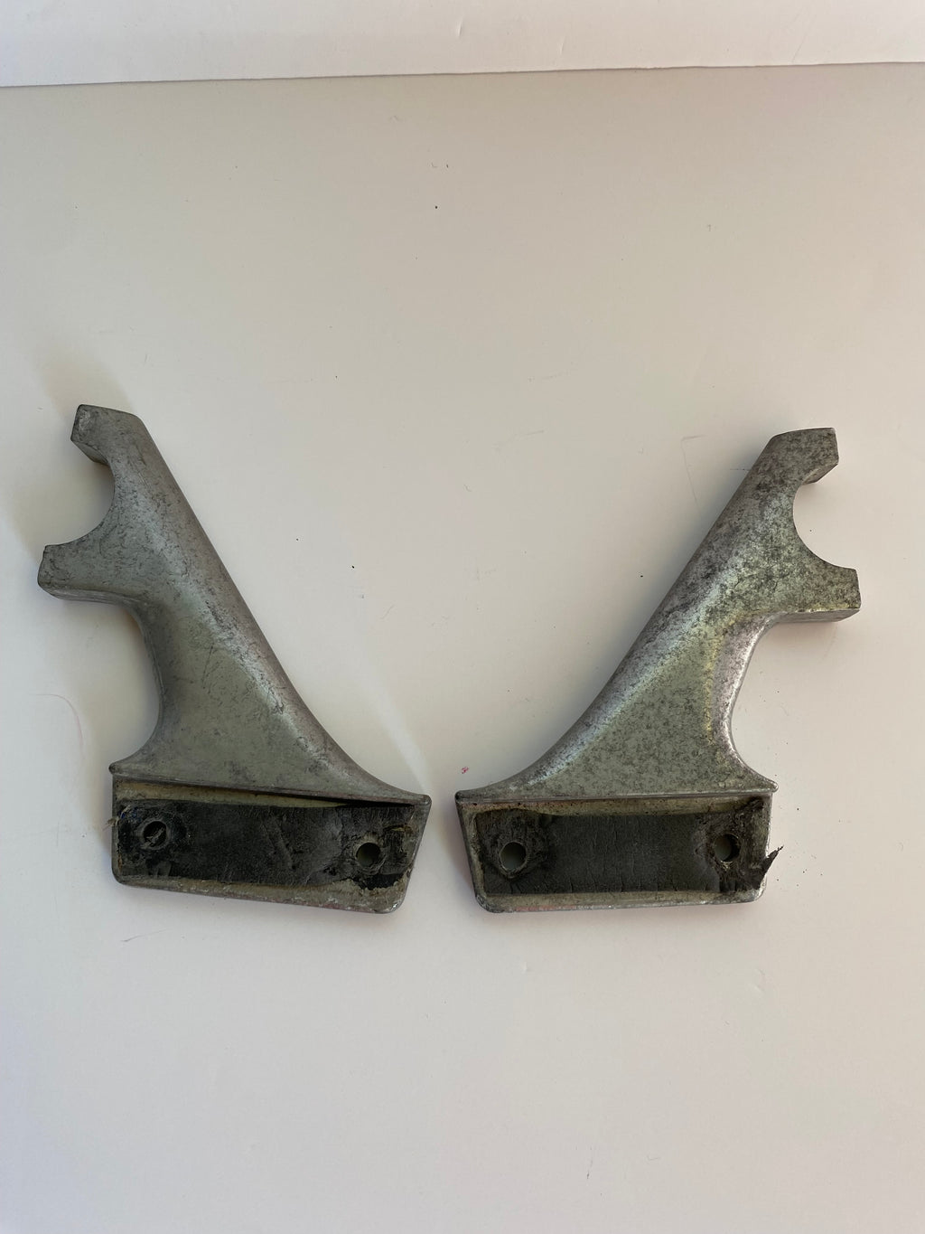 Jeu de supports de fairing Tour Glide Harley Davidson REF OEM 58484-84 & 58486-84